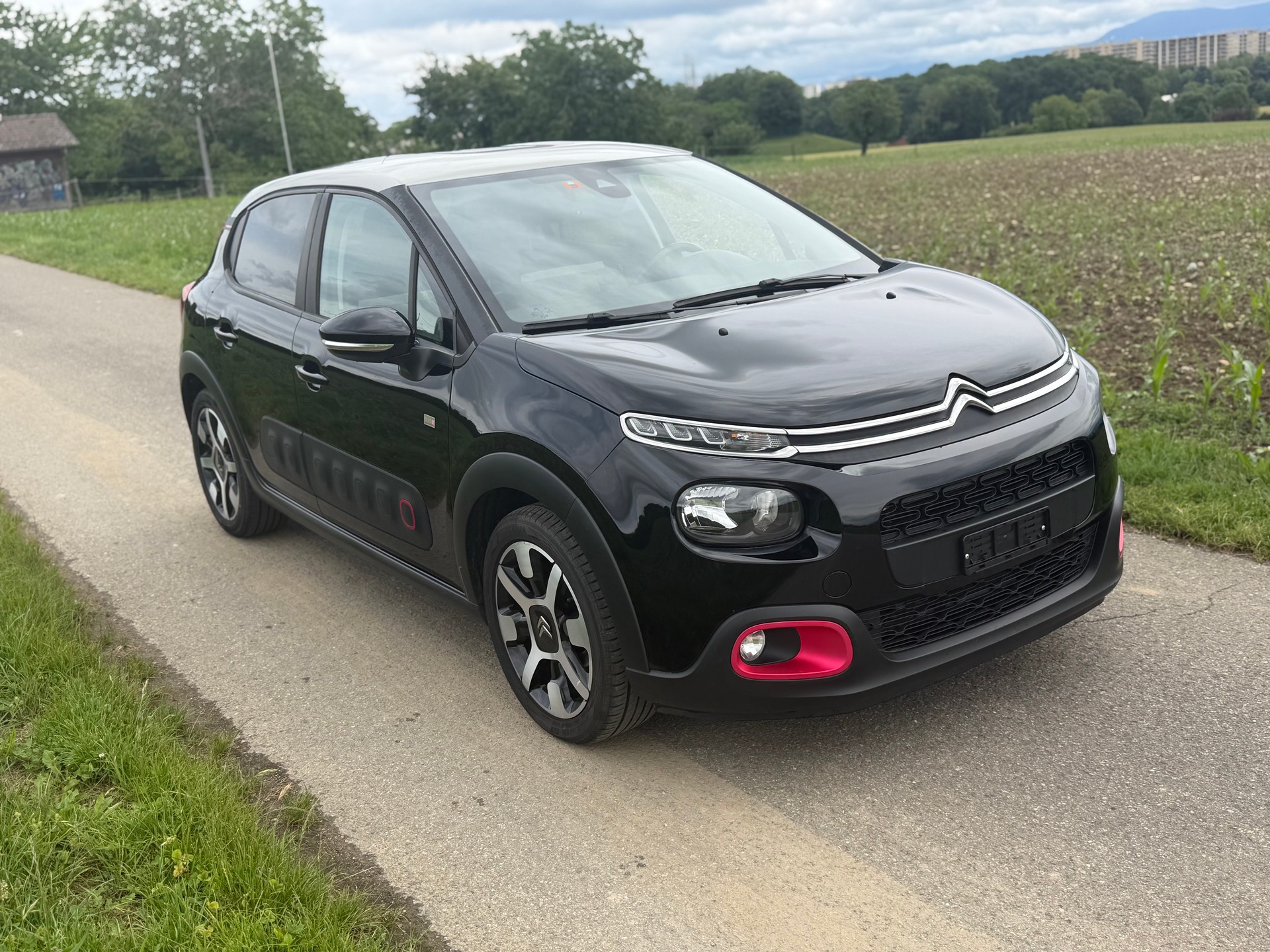 CITROEN C3 1.2i PureTech Elle EAT6-image-5