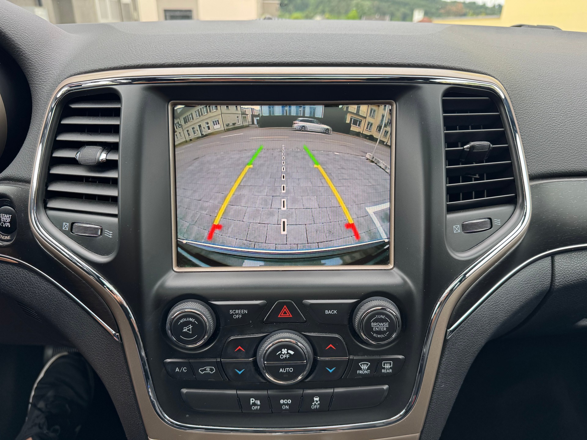 JEEP Grand Cherokee 3.0 CRD Platium Edition Anhängerkupplung 3500 Kg-image-14