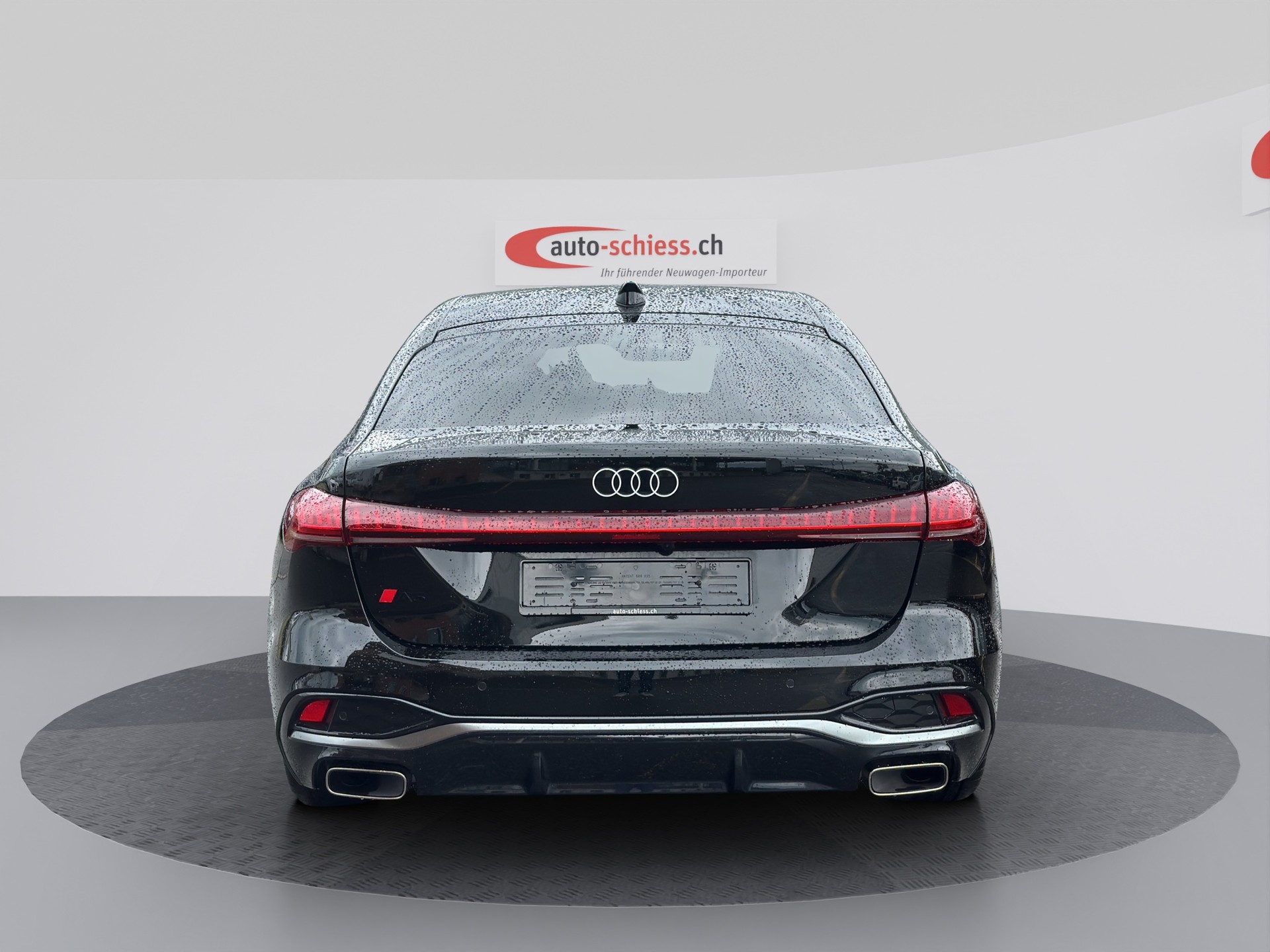 AUDI A5 S-Line Limousine TFSI-showroom-element-3