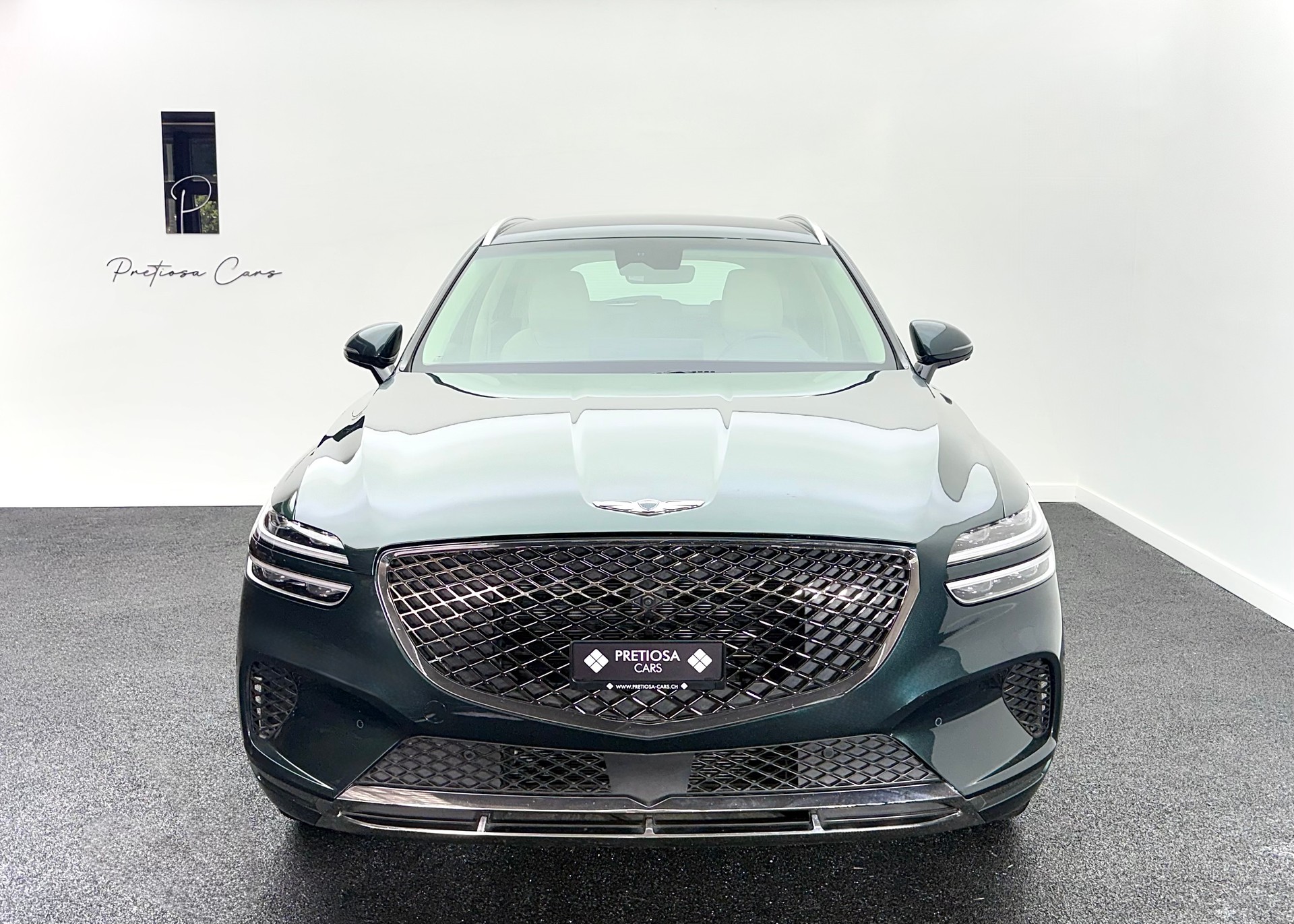 GENESIS GV70 2.5 TGDI Luxury AT8 AWD-showroom-element-2