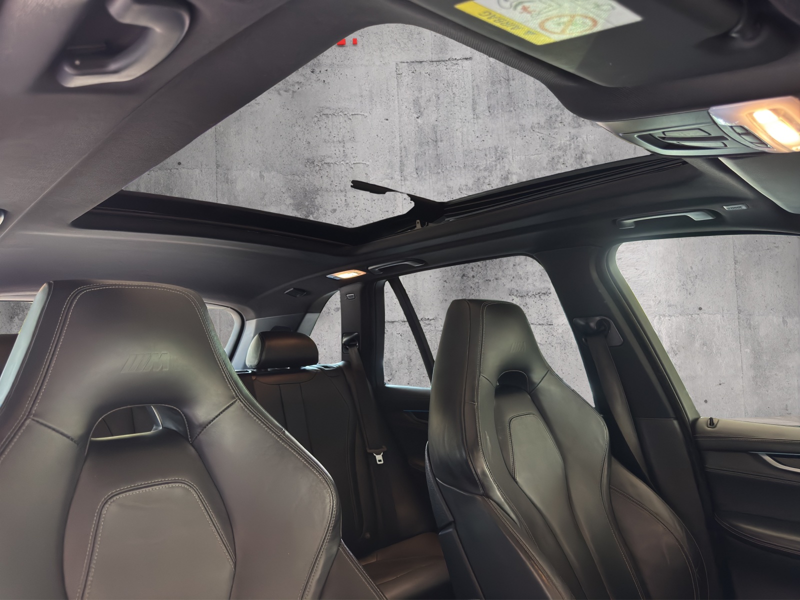 BMW X5M Edition Black Fire Steptronic-image-15