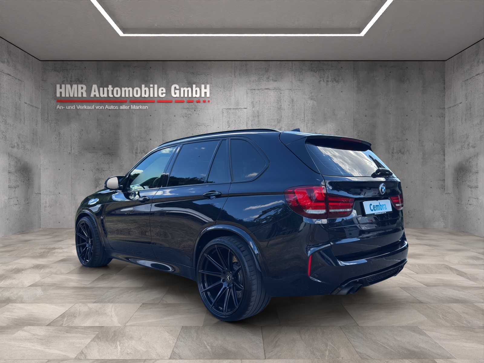 BMW X5M Edition Black Fire Steptronic-showroom-element-1