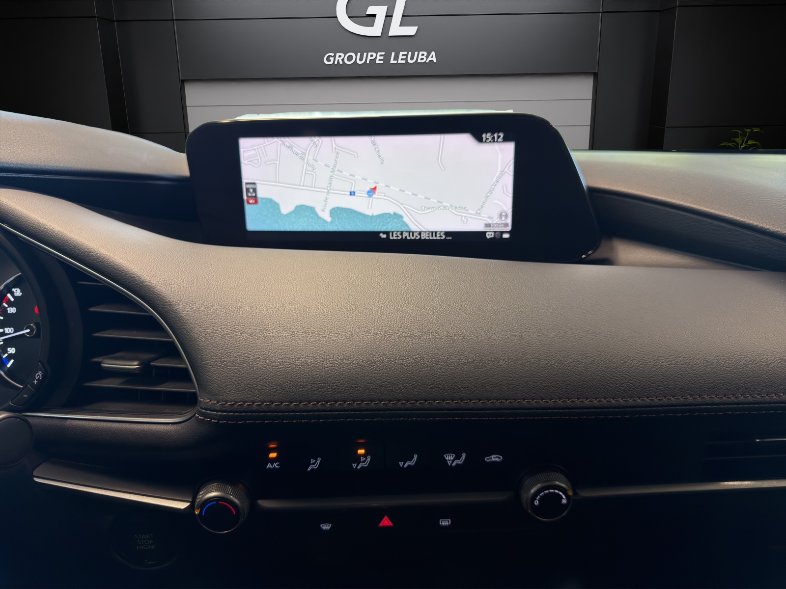 MAZDA 3 HB G 122 Ambition-image-11