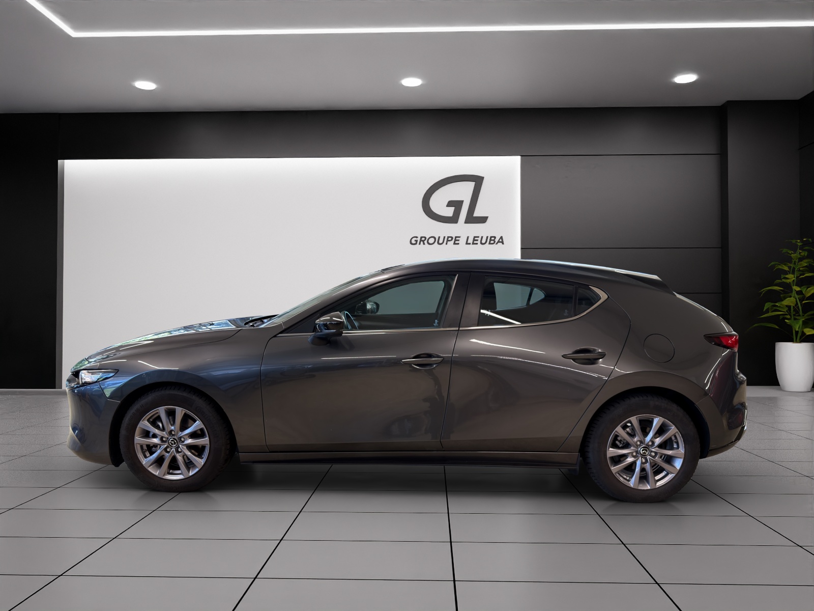 MAZDA 3 HB G 122 Ambition-showroom-element-2