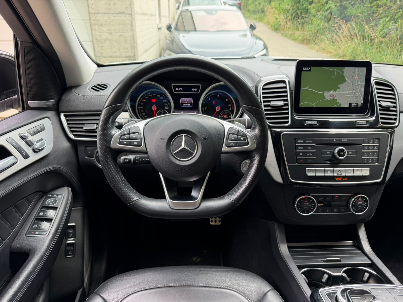 MERCEDES-BENZ GLE 350 d Executive 4Matic 9G-Tronic AMG-Line-image-24