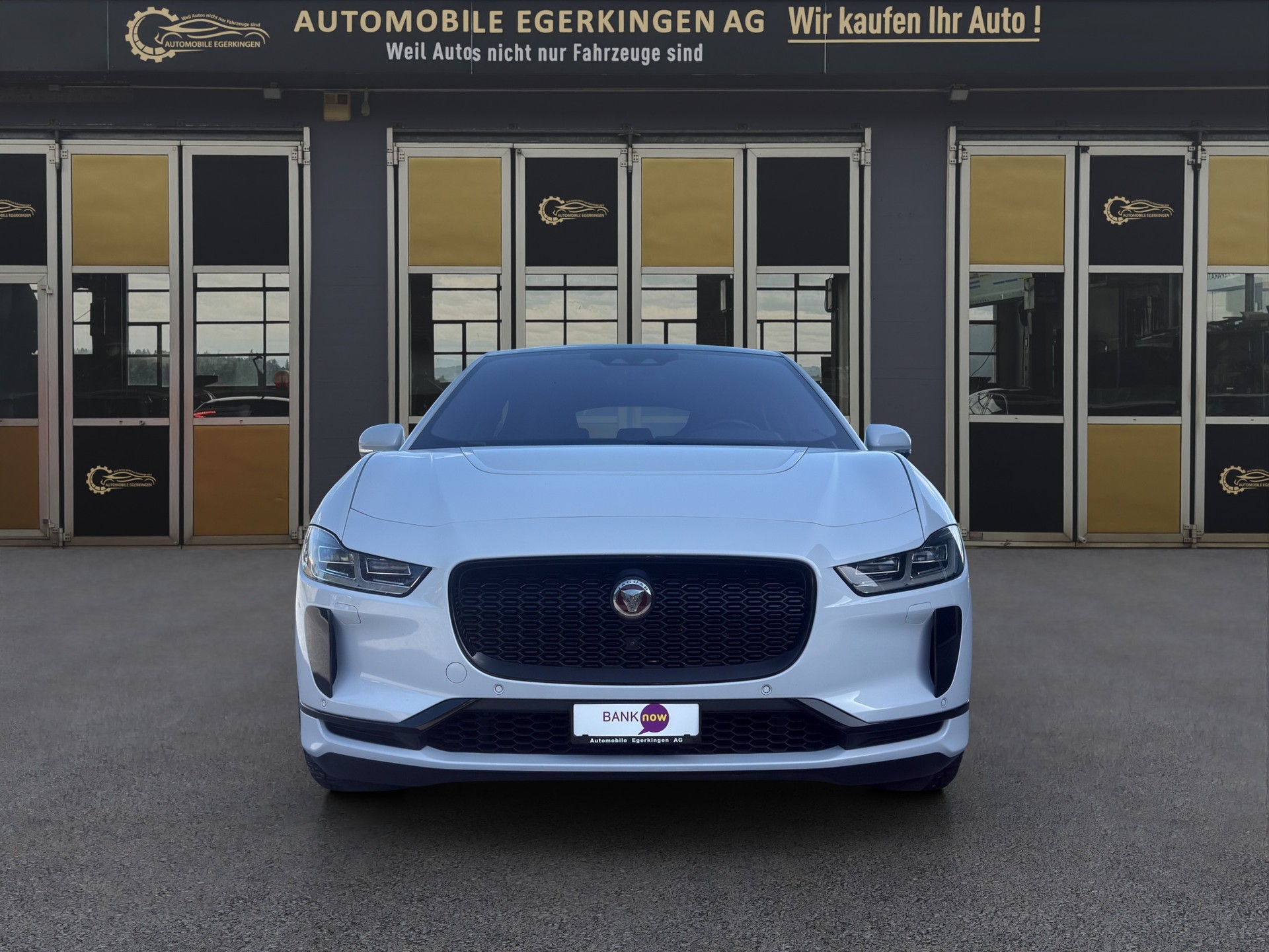JAGUAR I-Pace EV400 HSE AWD-showroom-element-1