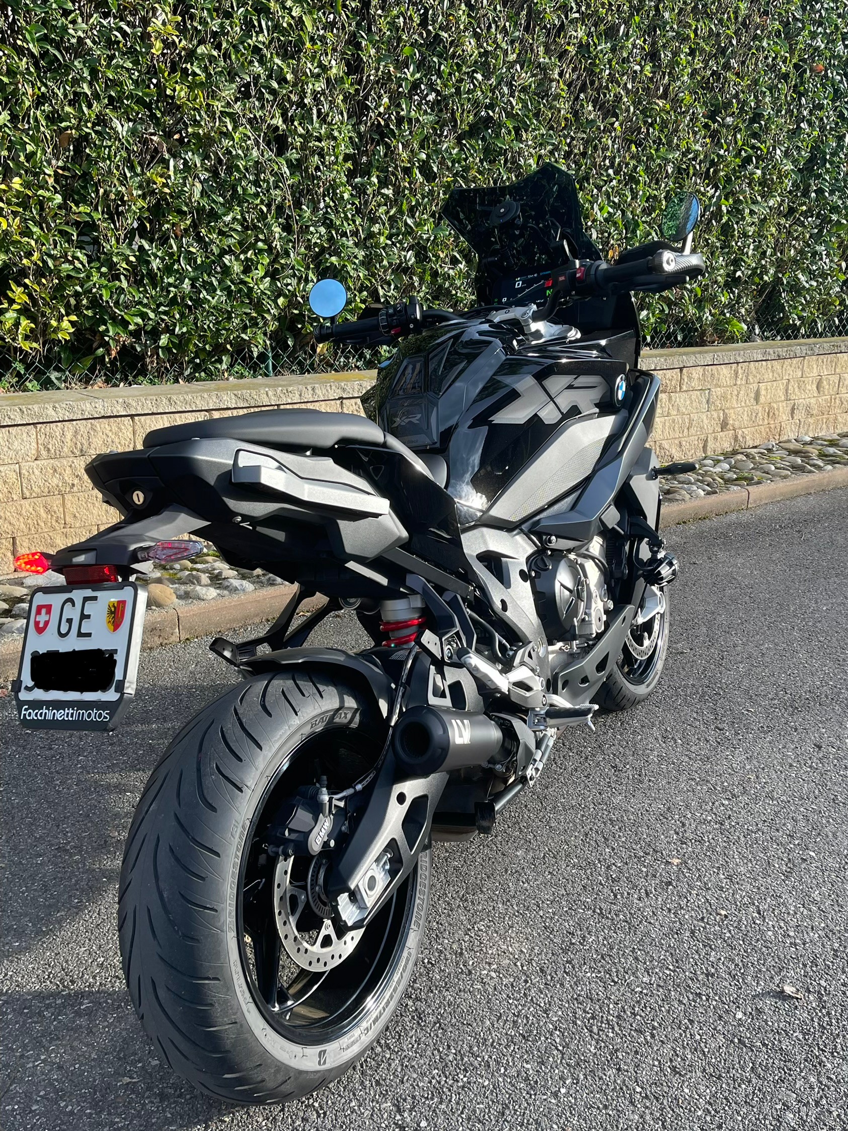 BMW S 1000 XR-image-4