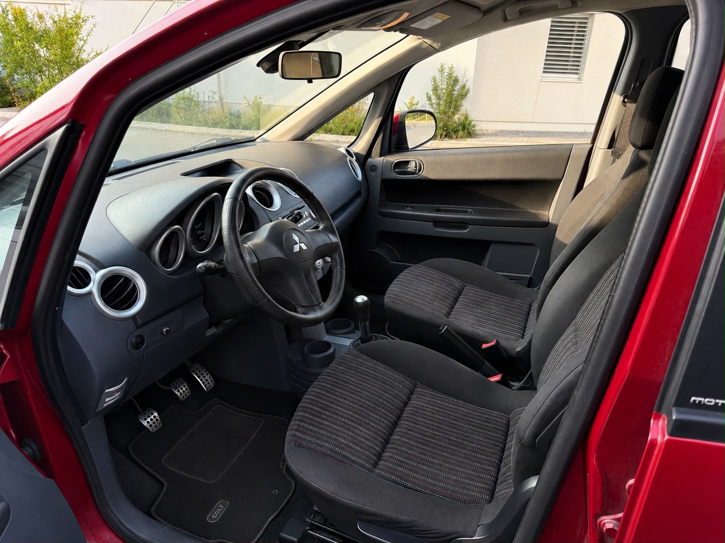MITSUBISHI Colt 1.3 16V Sport motion-image-11