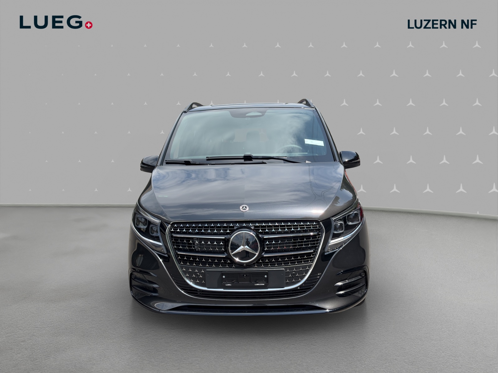 MERCEDES-BENZ V 300 d lang 4Matic Swiss Edition 9G-Tronic-image-5
