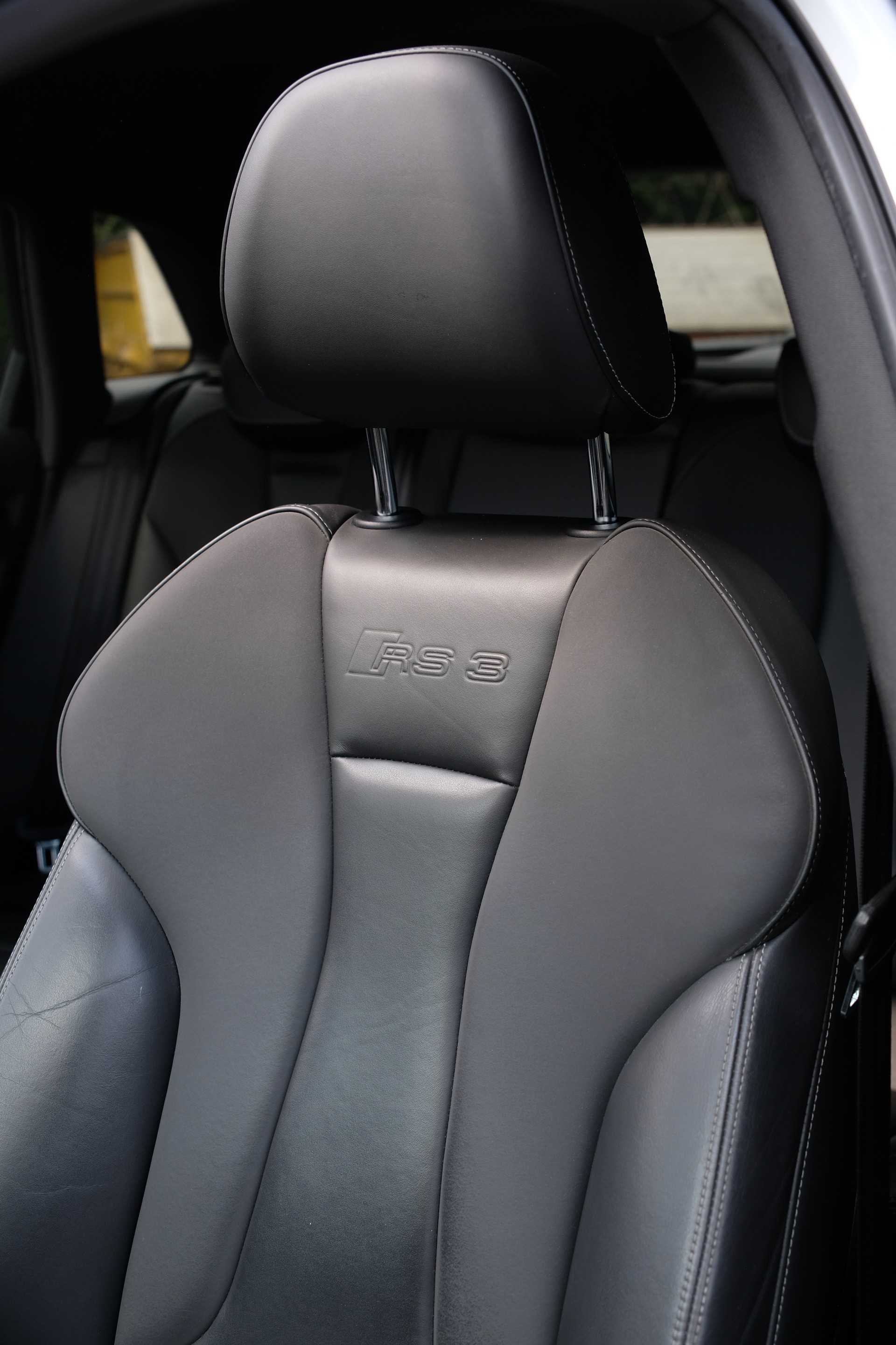 AUDI RS3 2.5 TSI quattro S-tronic-image-16
