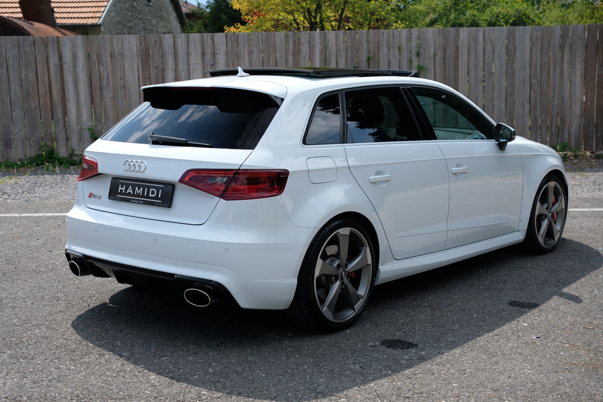 AUDI RS3 2.5 TSI quattro S-tronic-image-8