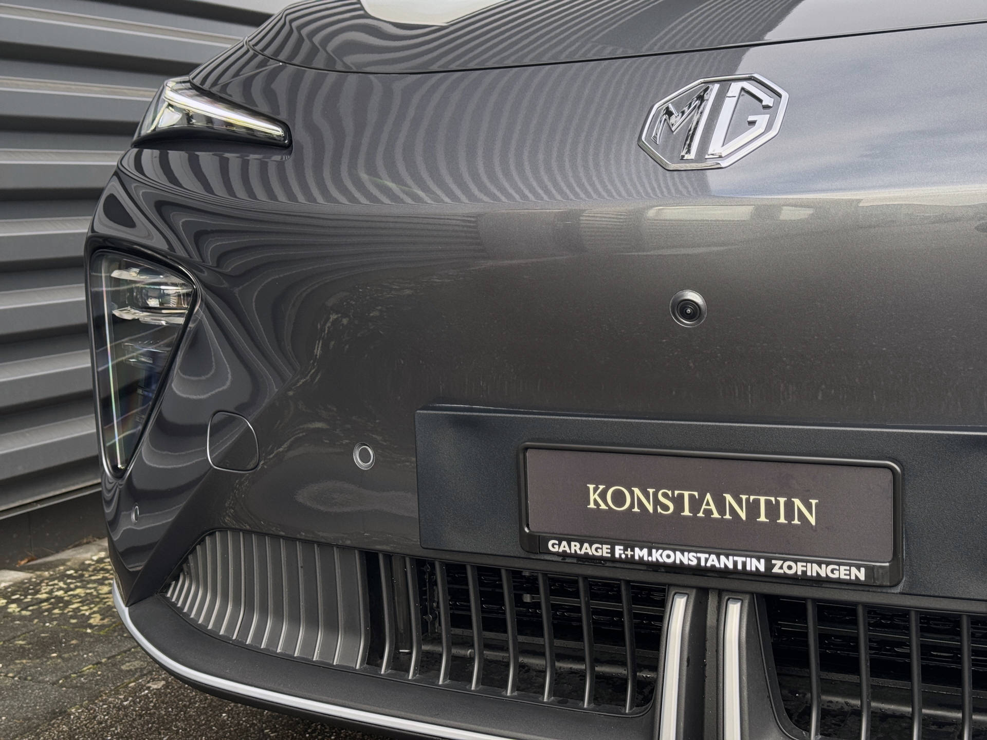 MG S6 EV 77 kWh Luxury 4WD-image-6