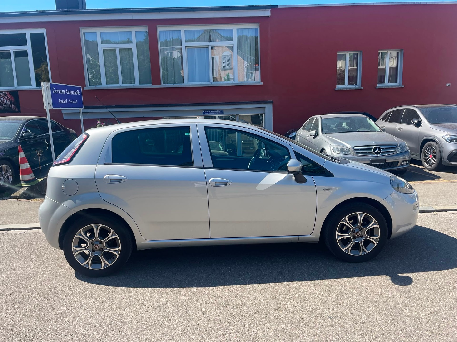 FIAT Punto 1.2 MyStyle-showroom-element-1