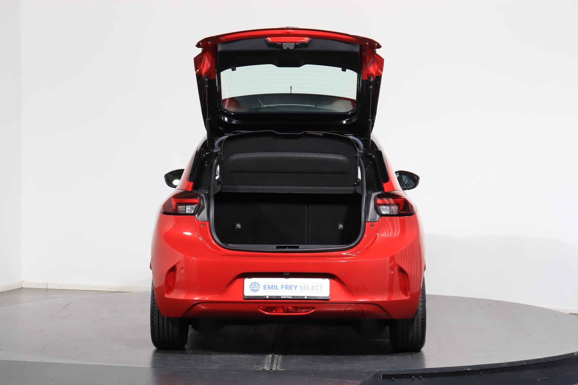 OPEL Corsa-e Elegance-image-4