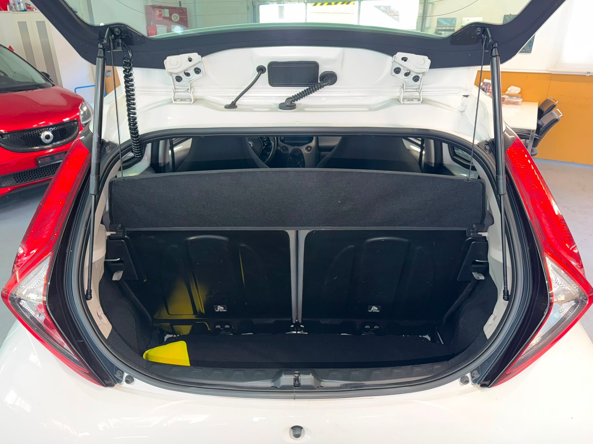 TOYOTA Aygo 1.0 VVT-i x-play-image-16