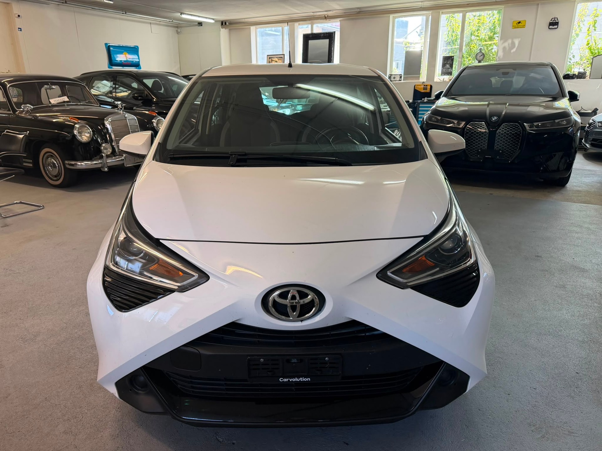 TOYOTA Aygo 1.0 VVT-i x-play-showroom-element-1