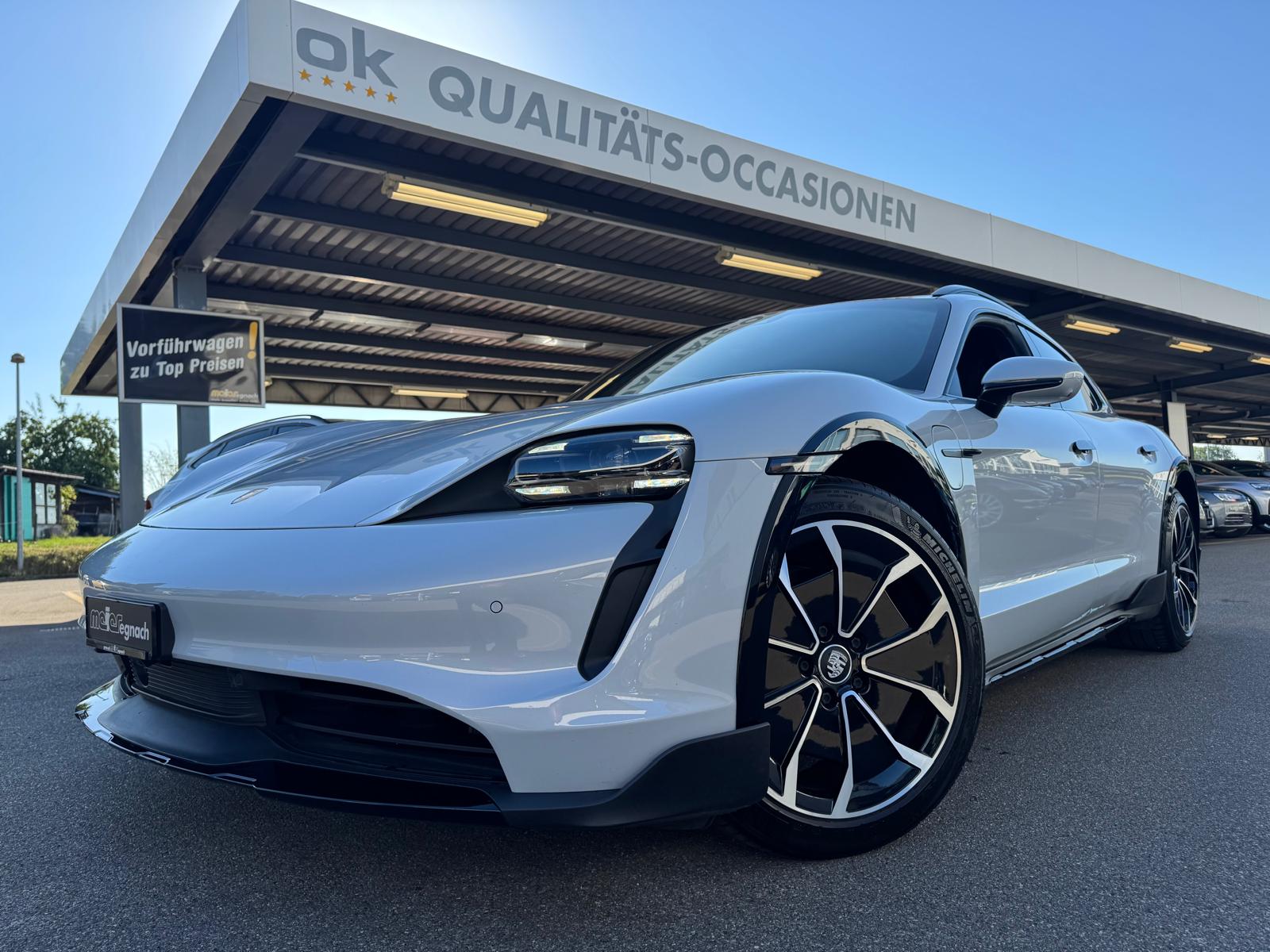PORSCHE Taycan 4 Cross Turismo