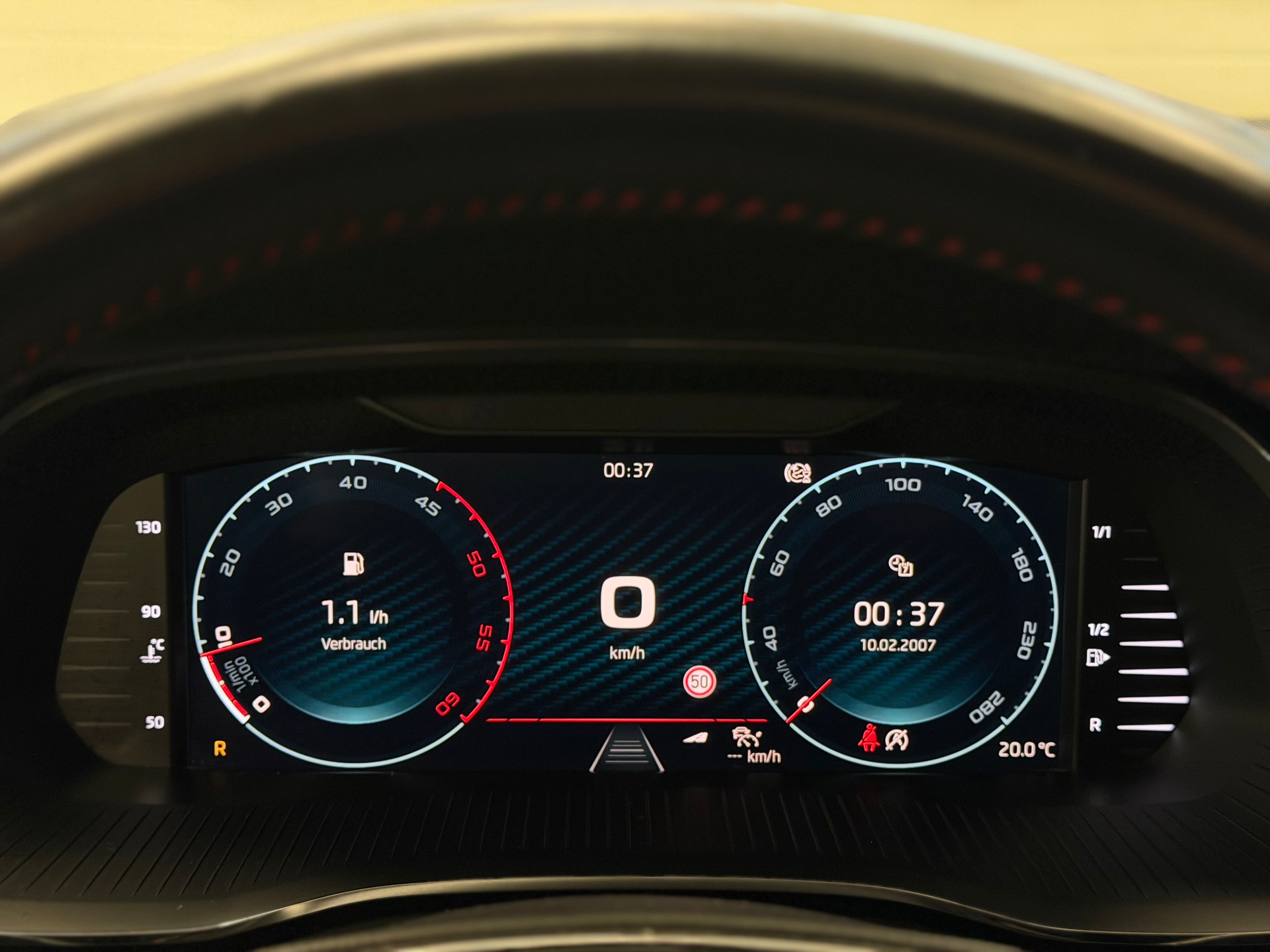 SKODA Octavia Combi 2.0 TDI DSG RS 4x4 °° 2 Jahre / 143'000 KM Garantie °°-image-27