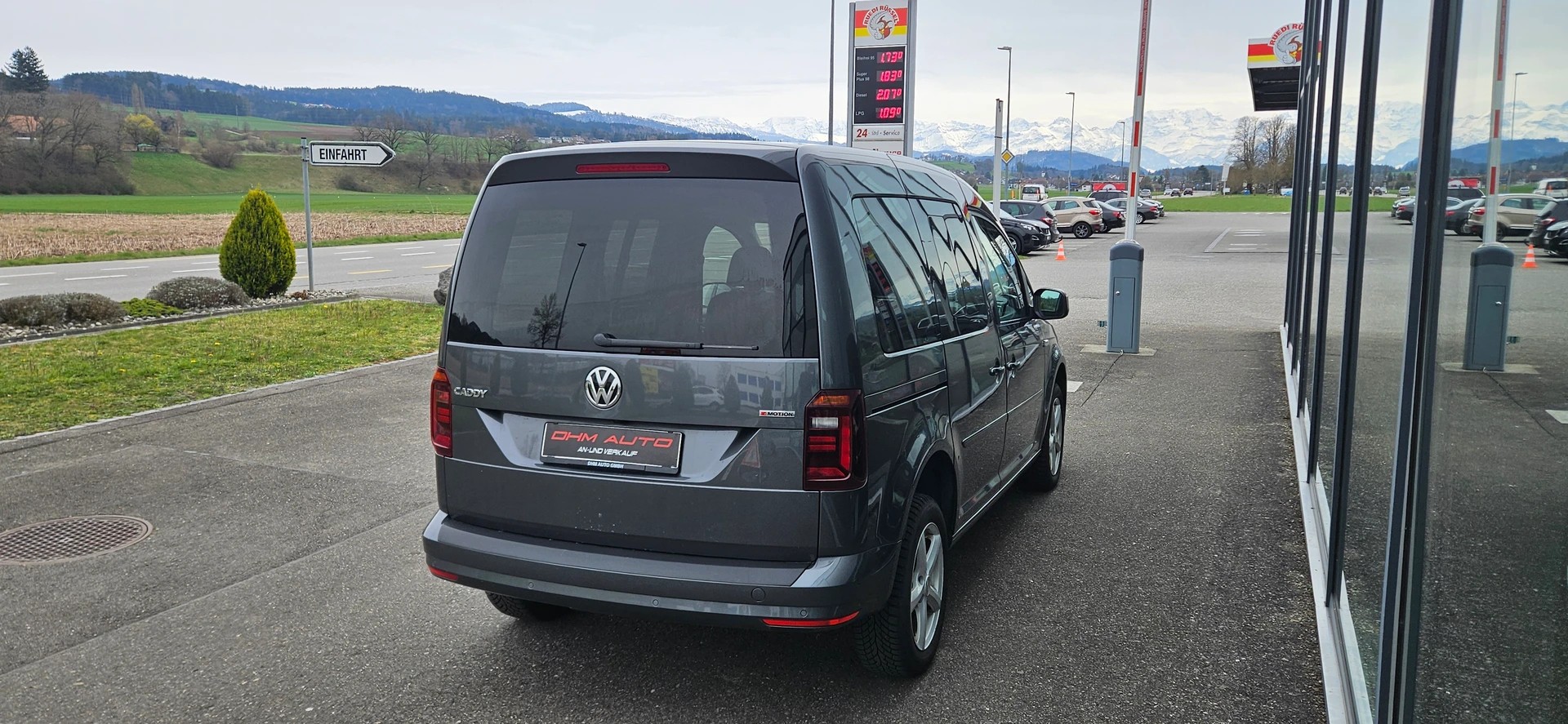 VW Caddy 2.0 TDI Trendline 4Motion DSG-image-7