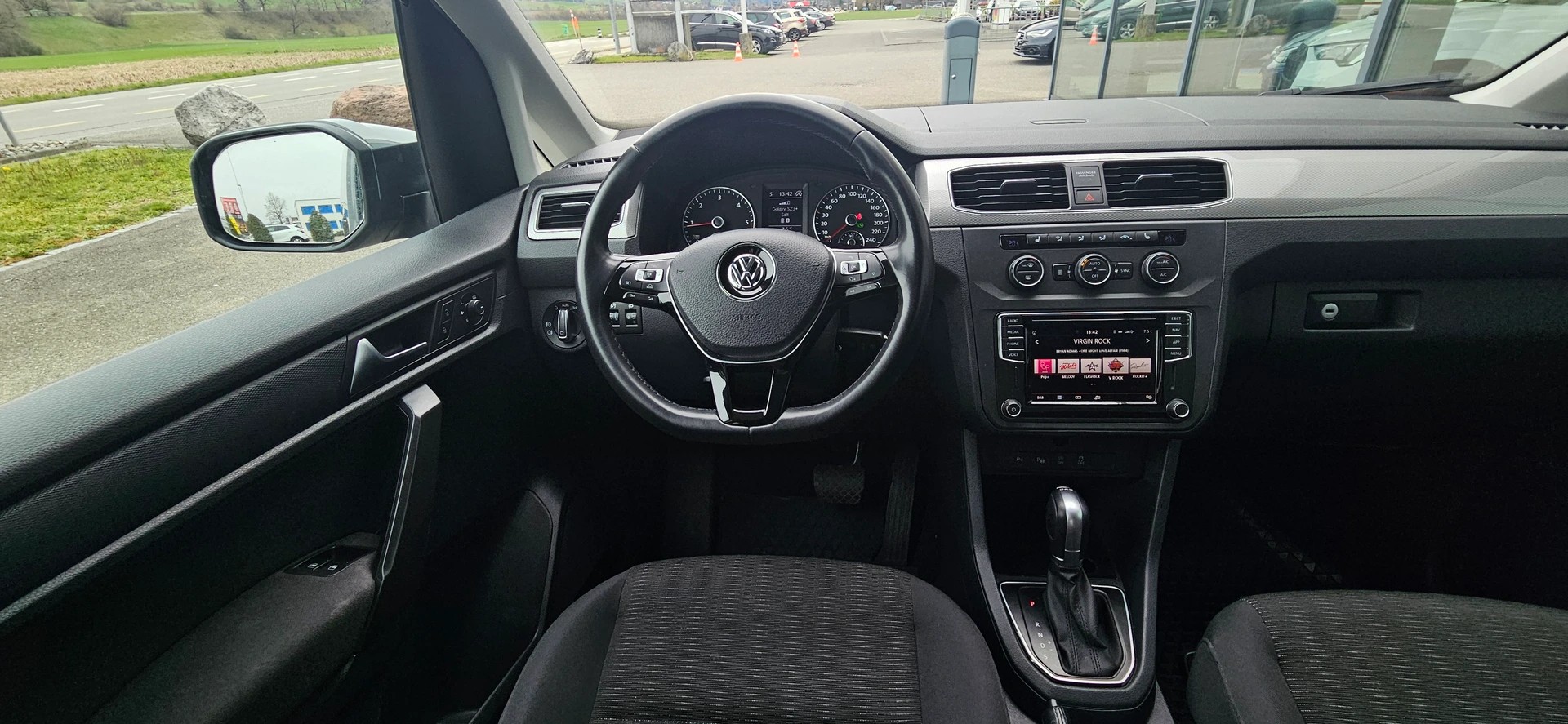 VW Caddy 2.0 TDI Trendline 4Motion DSG-image-10