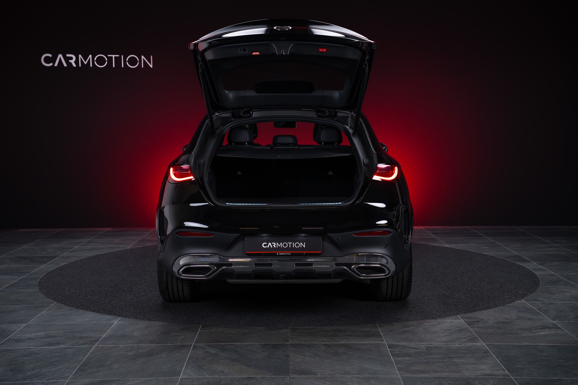 MERCEDES-BENZ GLC 300 AMG Line 4matic Coupé / Panorama-Glasdach / Burmester / 360°Kamera-image-8