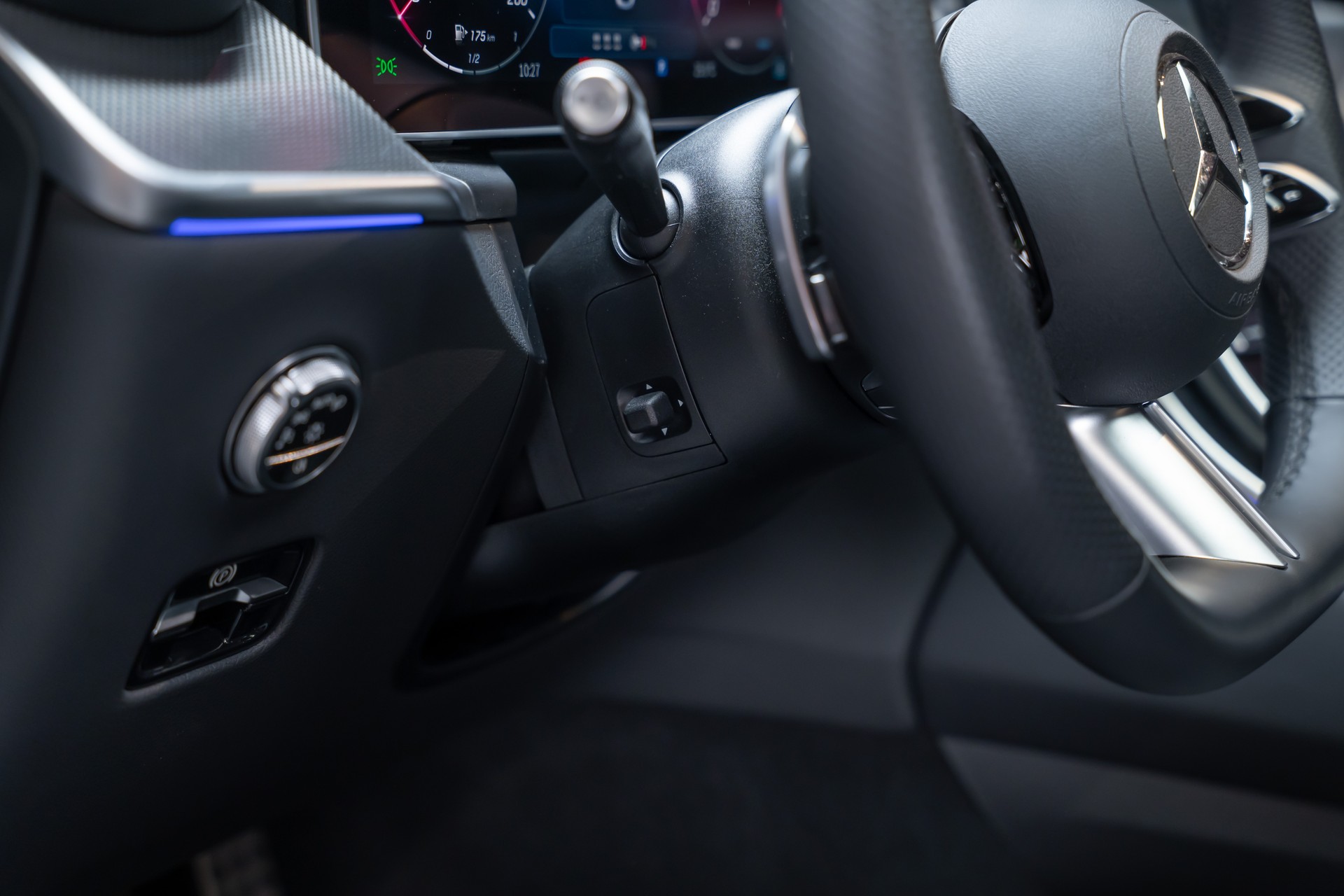 MERCEDES-BENZ GLC 300 AMG Line 4matic Coupé / Panorama-Glasdach / Burmester / 360°Kamera-image-20
