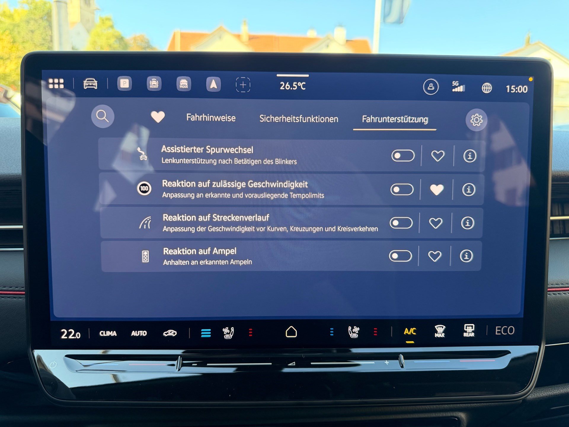 VW ID.7 TOURER GTX 340 PS 4MOTION *** VOLLAUSSTATTUG IN GLETSCHERWEISS ***-image-14