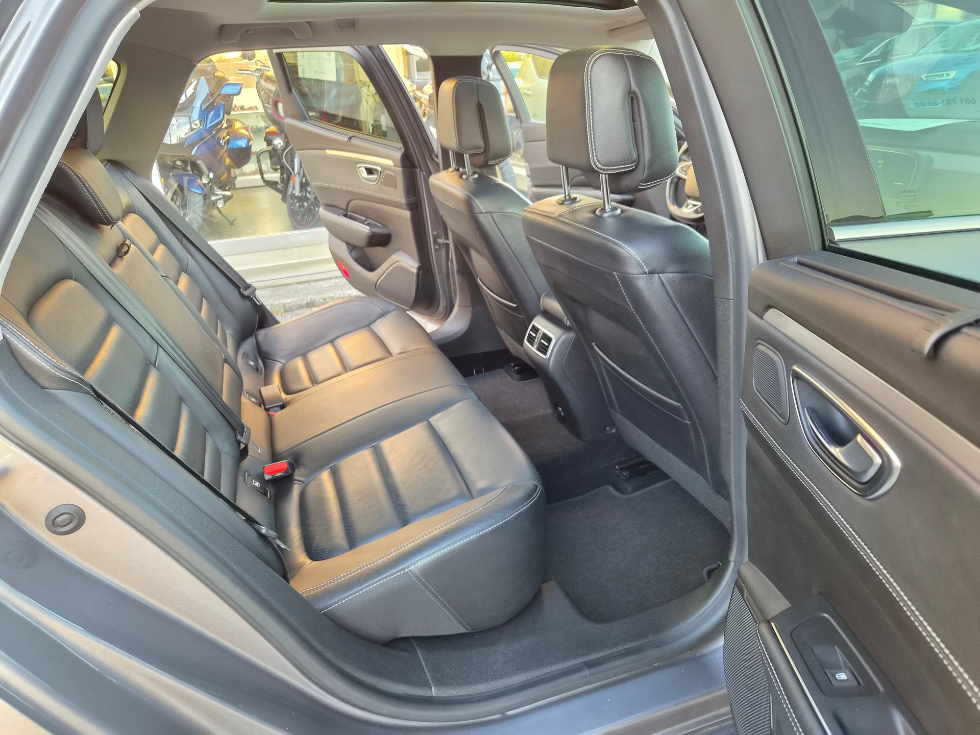 RENAULT Talisman Grandtour 2.0 Blue dCi Intens EDC-image-10