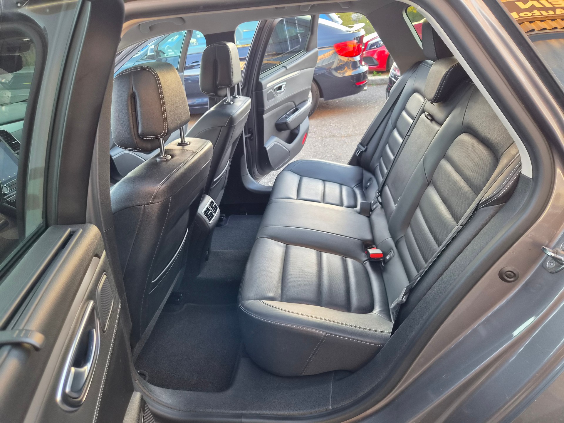 RENAULT Talisman Grandtour 2.0 Blue dCi Intens EDC-image-8