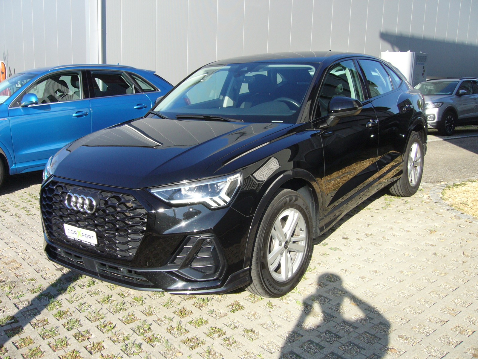 AUDI Q3 Sportback 35 TFSI S line Attraction S-tronic Mild Hybrid-showroom-element-2