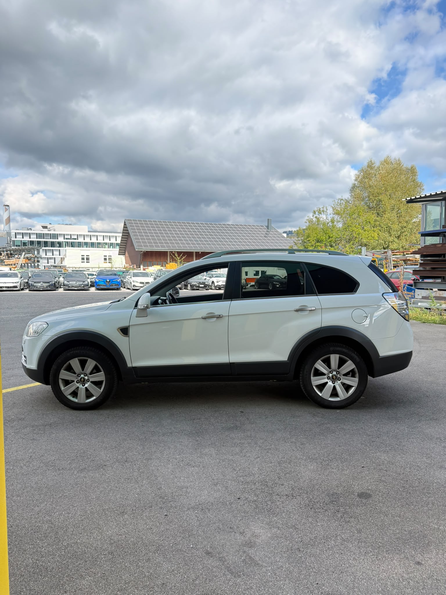 CHEVROLET Captiva 2.0 VCDi Sport 4WD Automatic-image-3