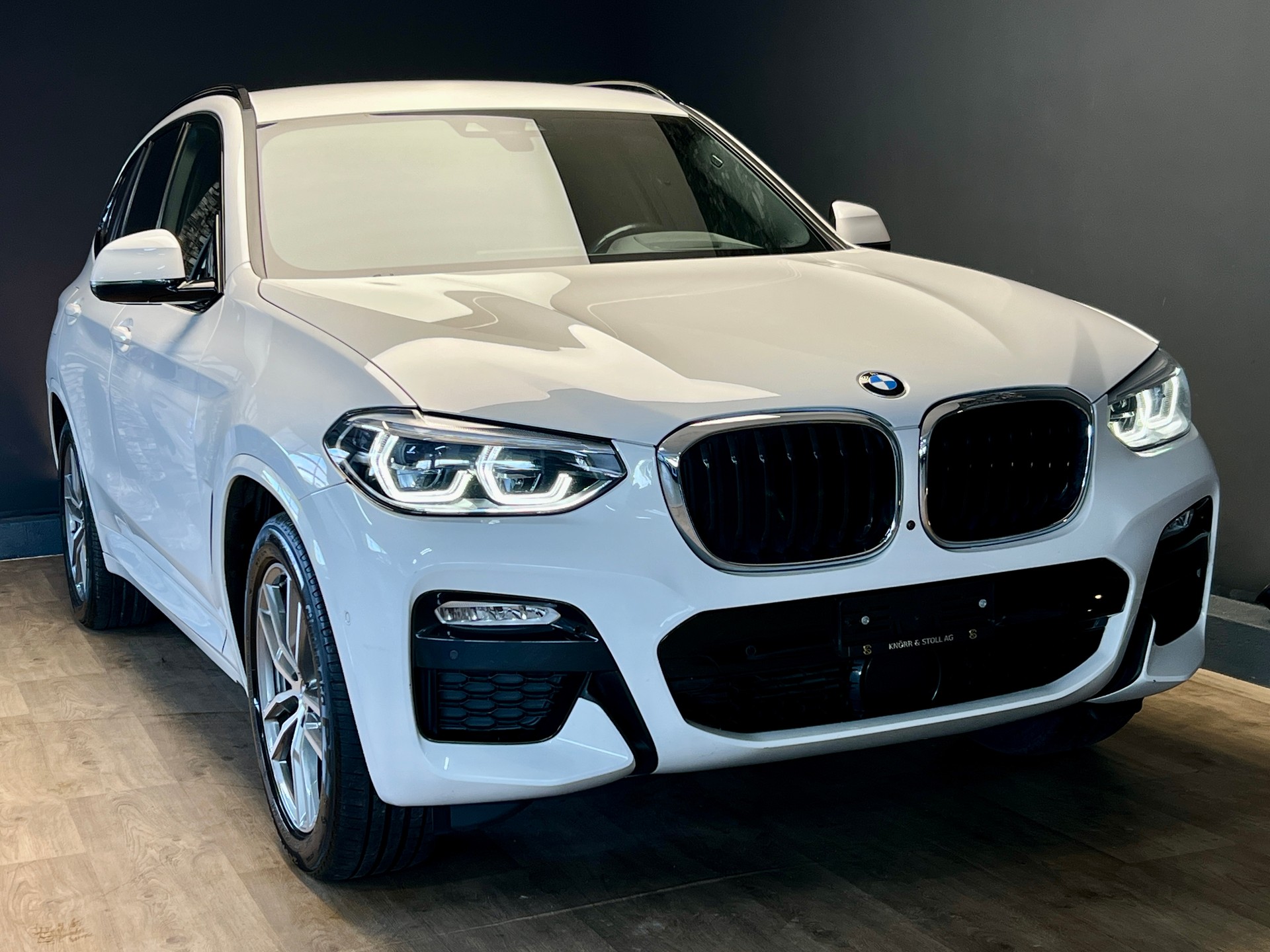 BMW X3 xDrive 25d *AHK* M Sport Steptronic-showroom-element-1