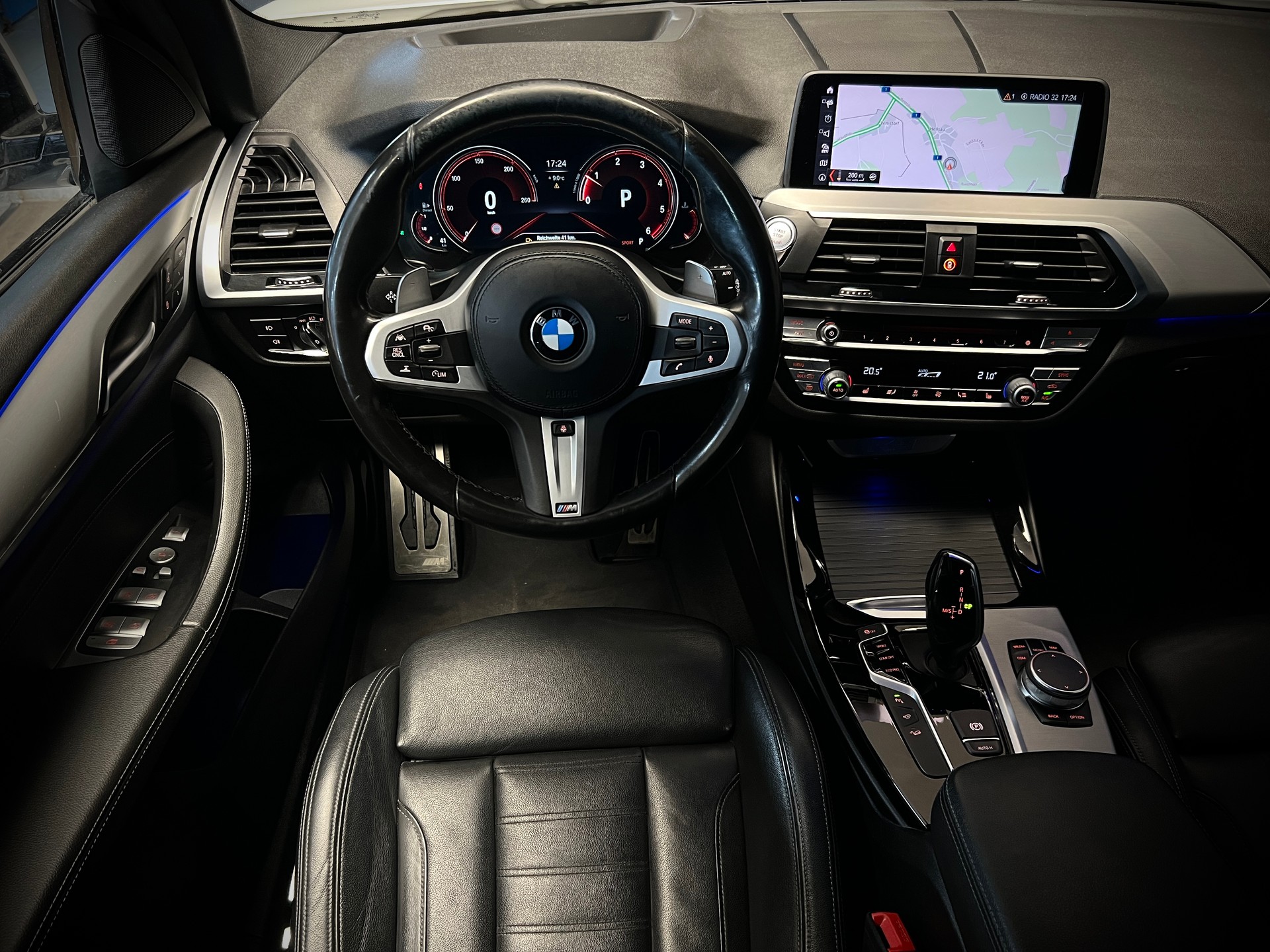BMW X3 xDrive 25d *AHK* M Sport Steptronic-image-5