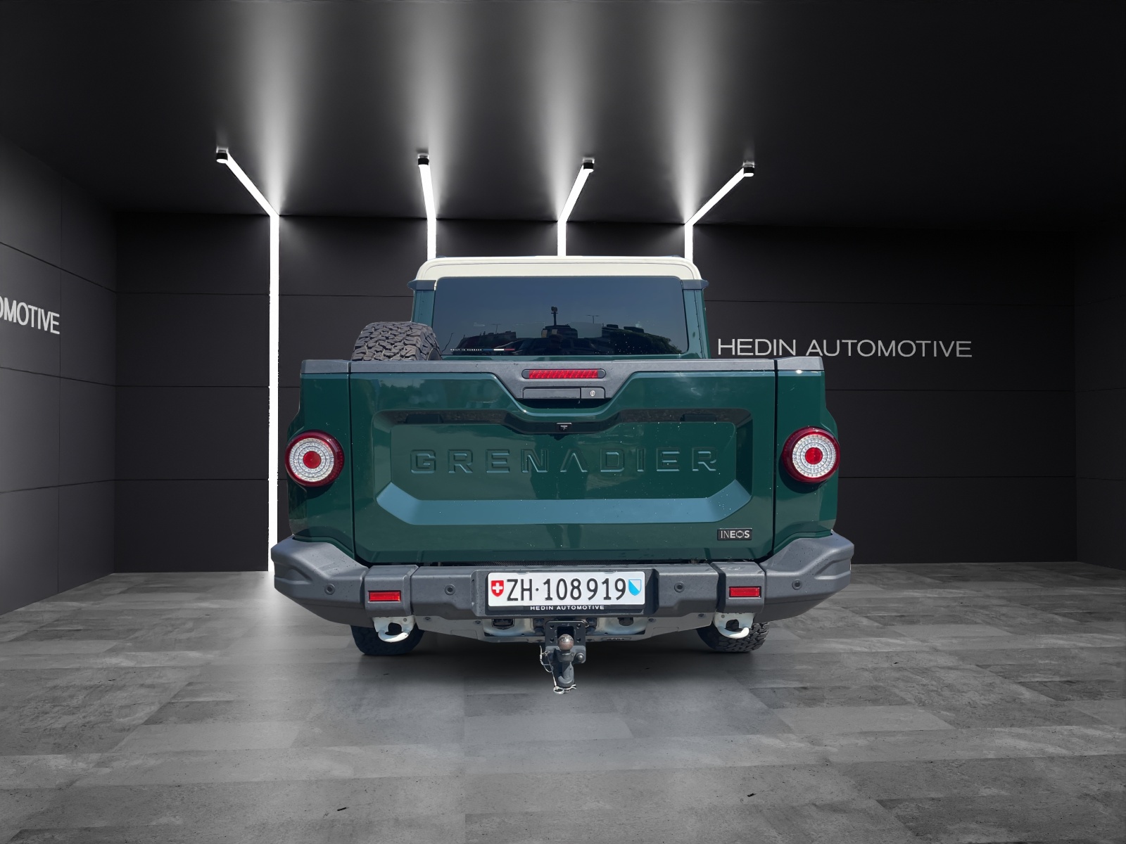 INEOS Grenadier 3.0D Utility Wagon 5-Sitz-showroom-element-2