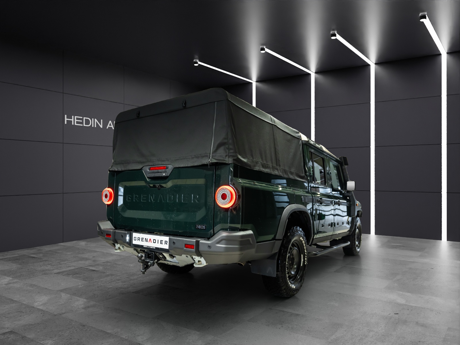 INEOS Grenadier 3.0D Utility Wagon 5-Sitz-image-6