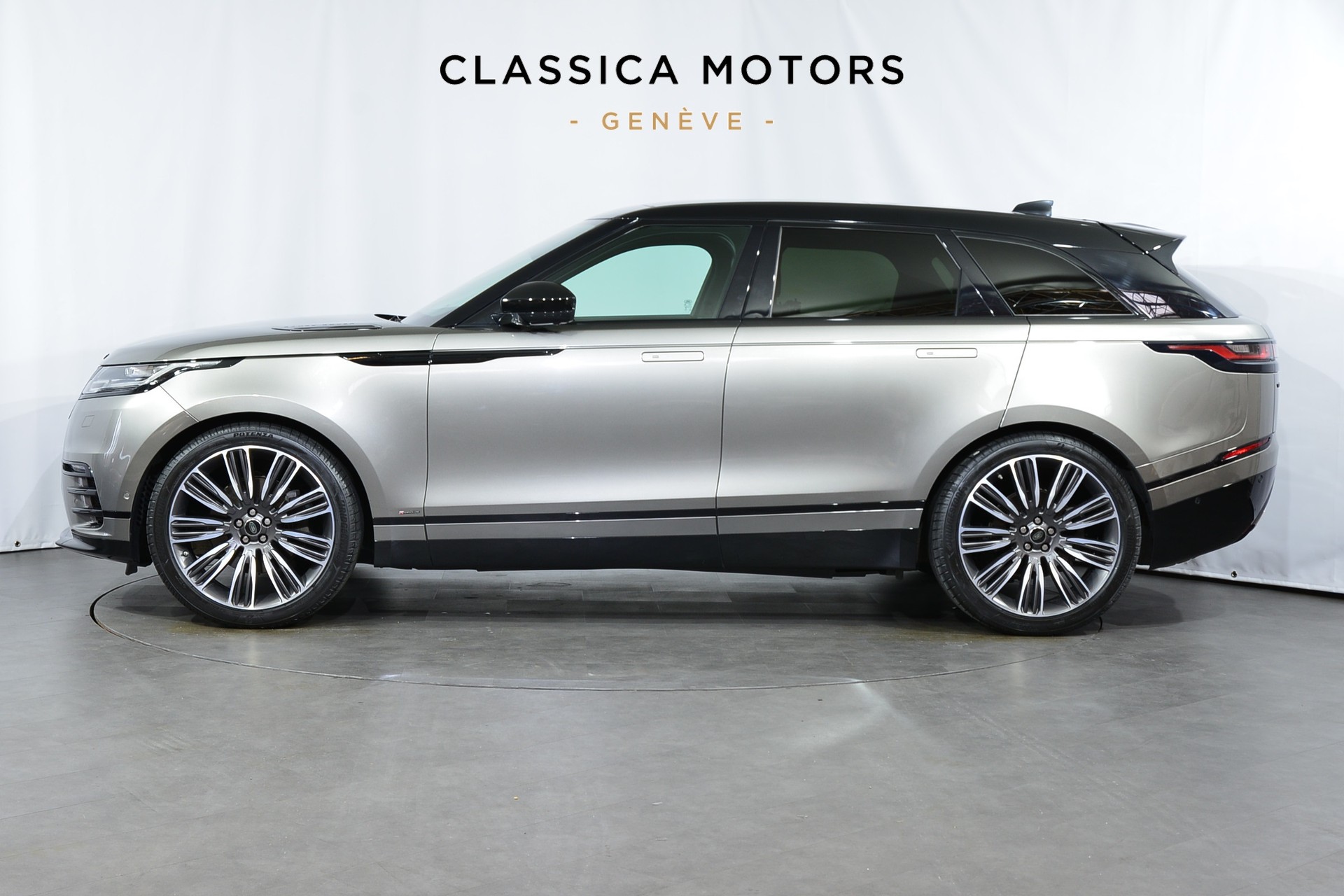 LAND ROVER Range Rover Velar R-Dynamic P 300 SE Automatic-image-6