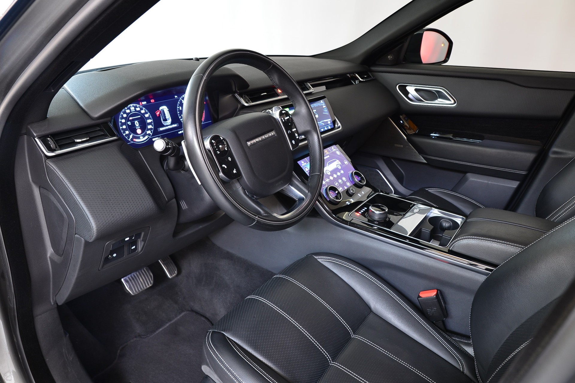 LAND ROVER Range Rover Velar R-Dynamic P 300 SE Automatic-image-9
