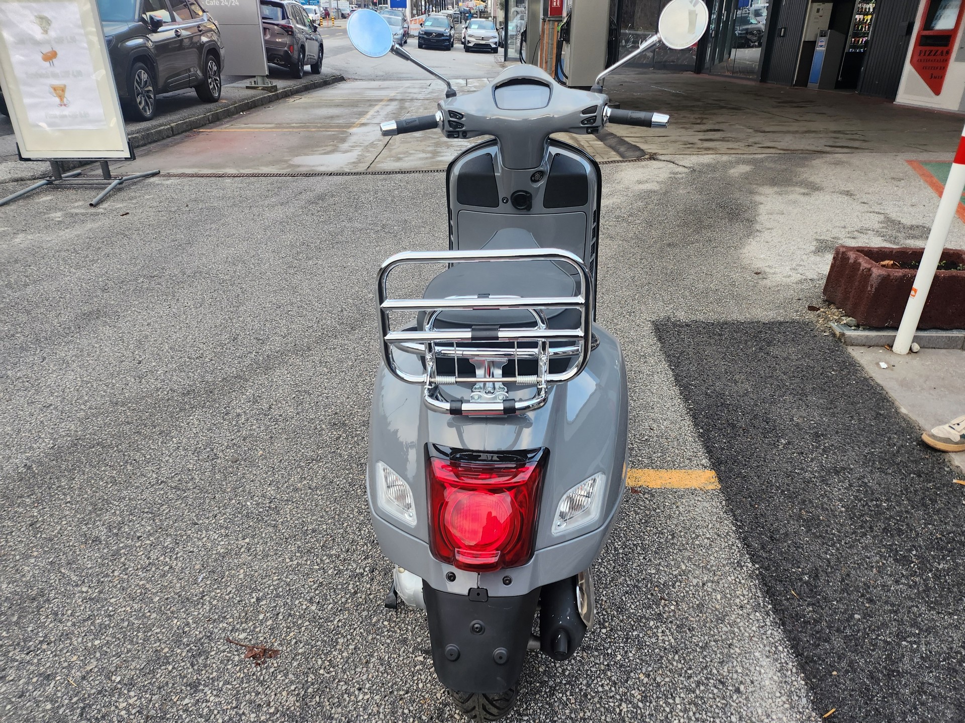 PIAGGIO Vespa GTS 125 75th Anniversary ABS-image-5