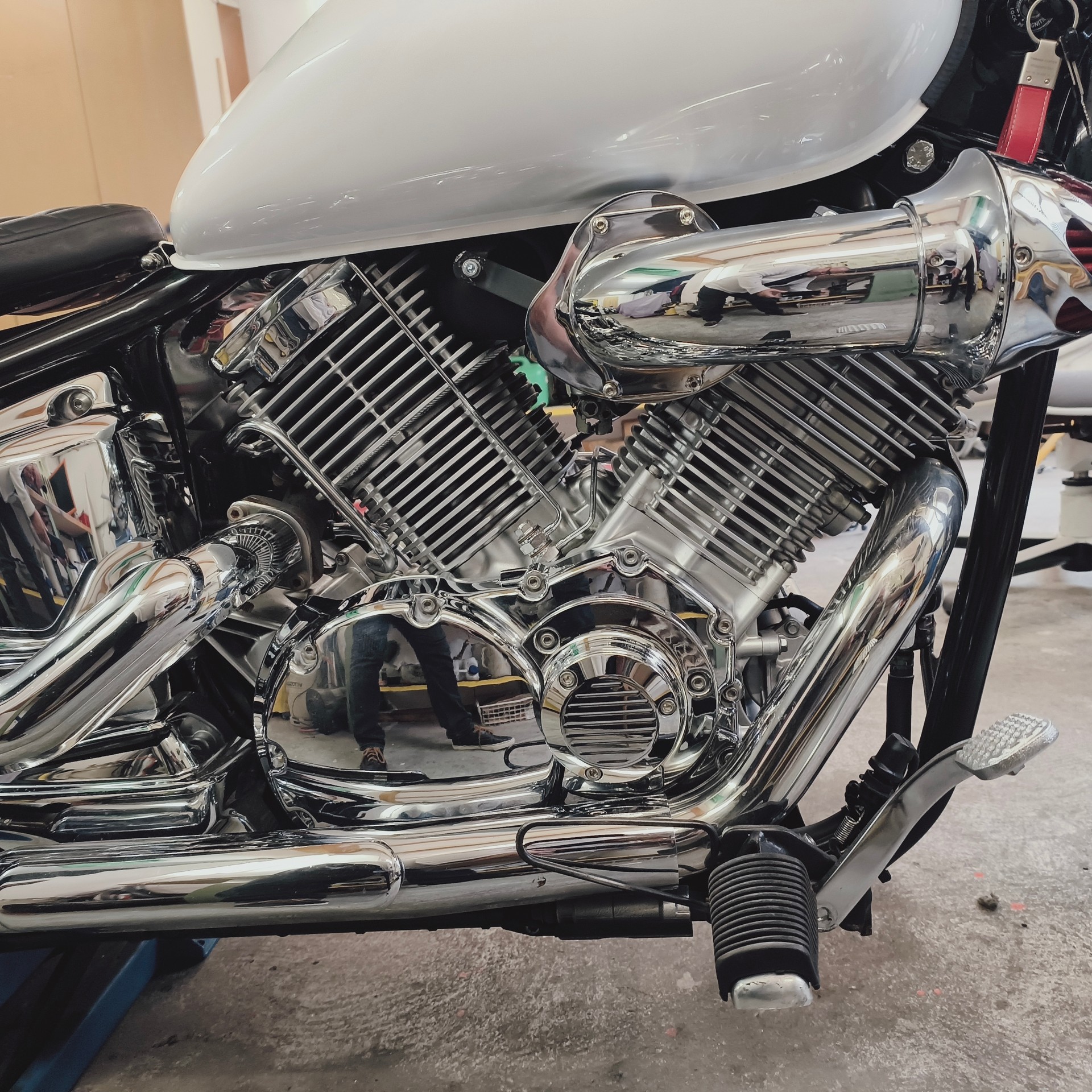 YAMAHA XVS 1100 Drag Star-image-8