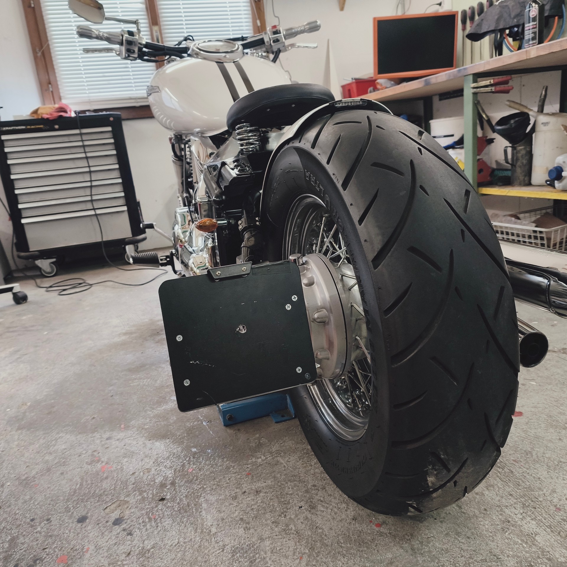 YAMAHA XVS 1100 Drag Star-image-11