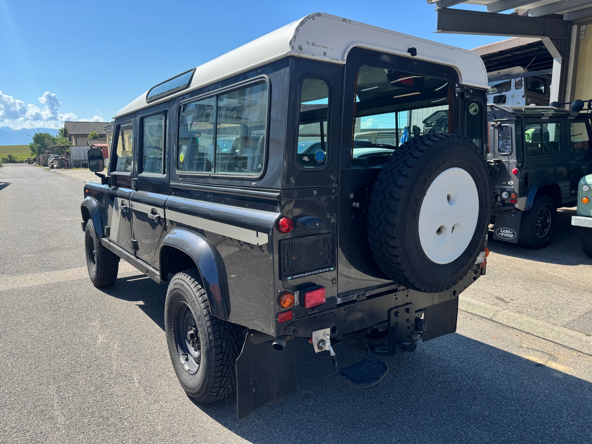 LAND ROVER 110CSW 2.5 Tdi-image-6