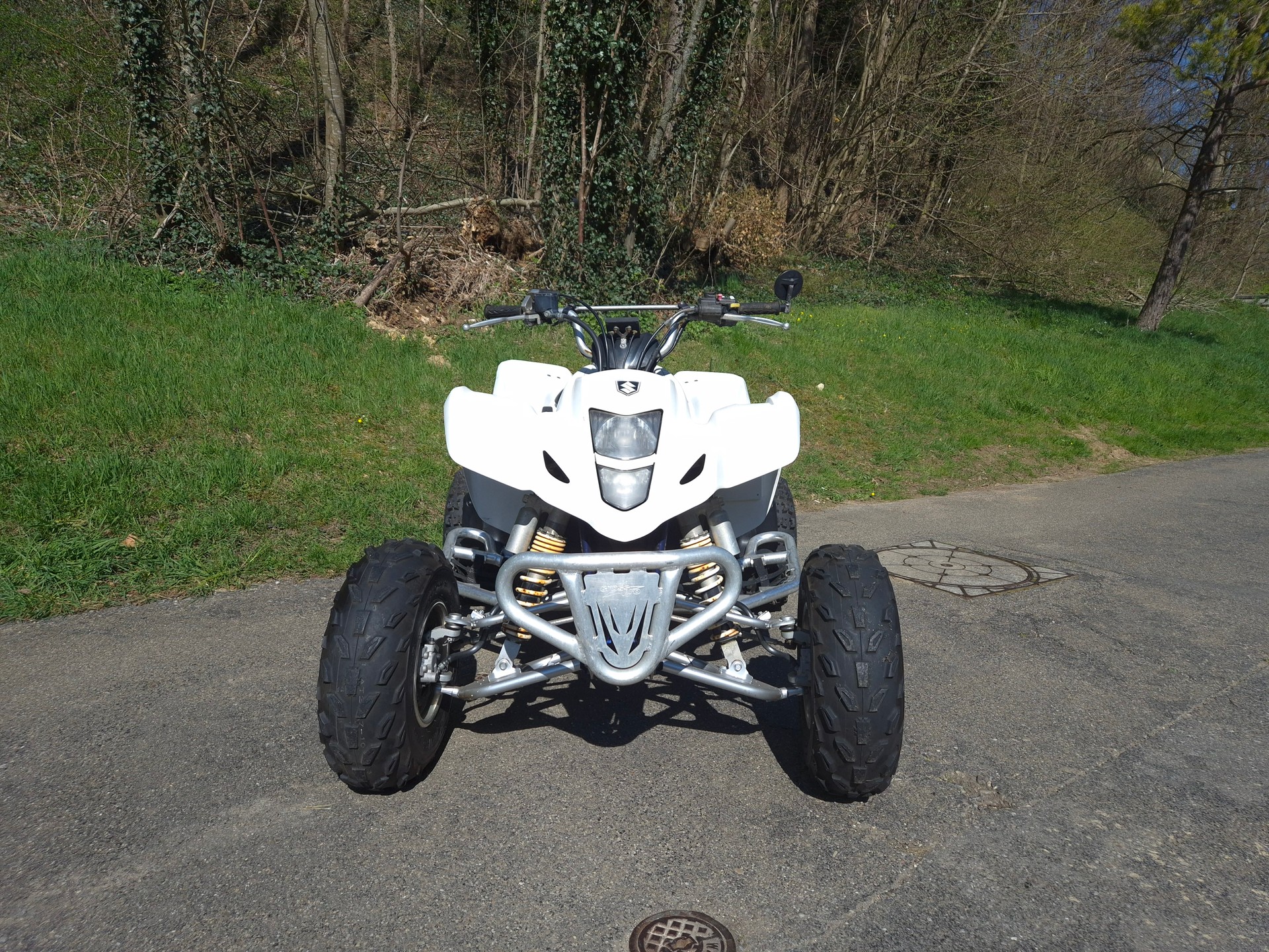 SUZUKI LT-Z 400-image-1