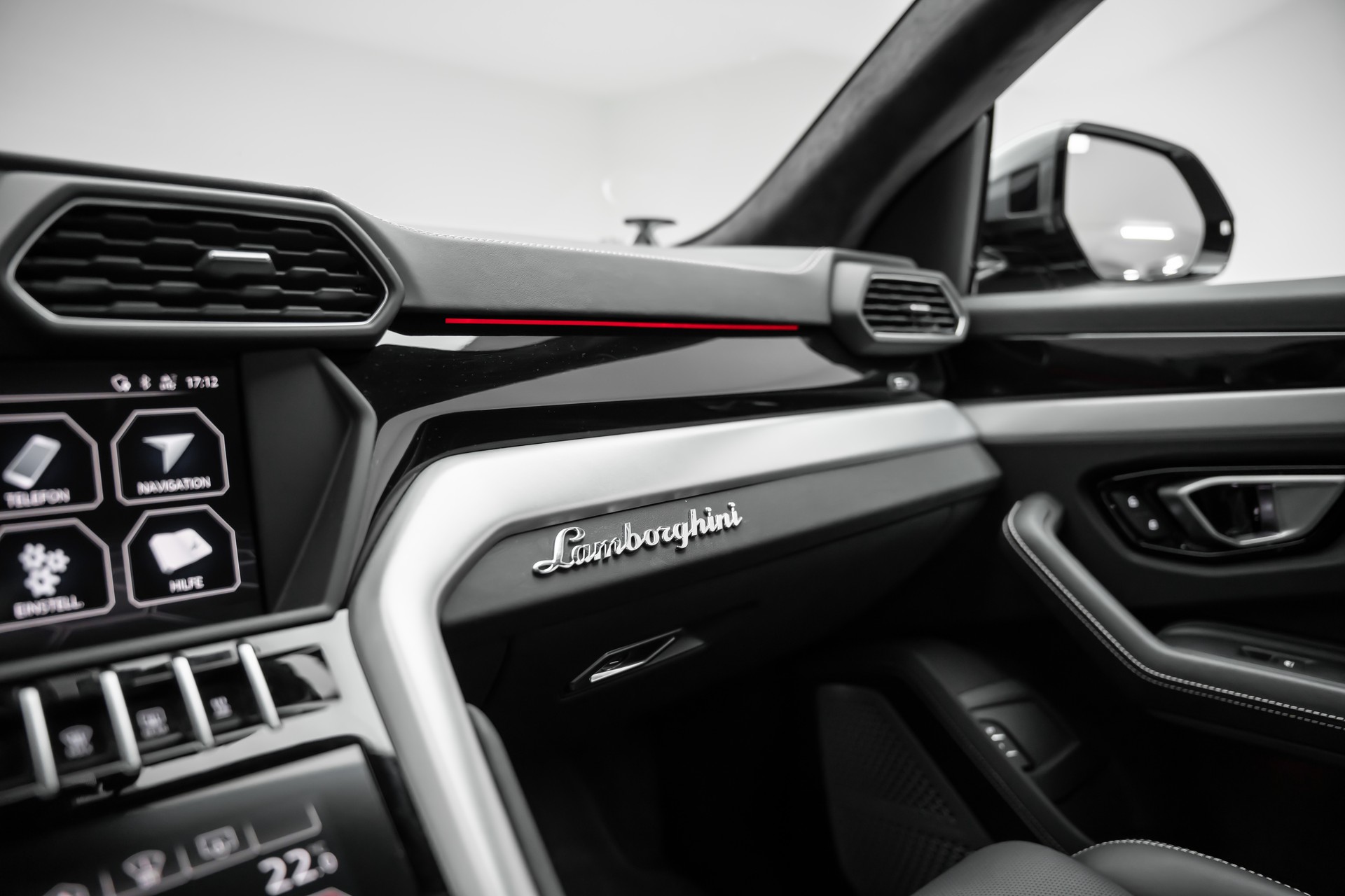 LAMBORGHINI Urus E-Gear-image-26
