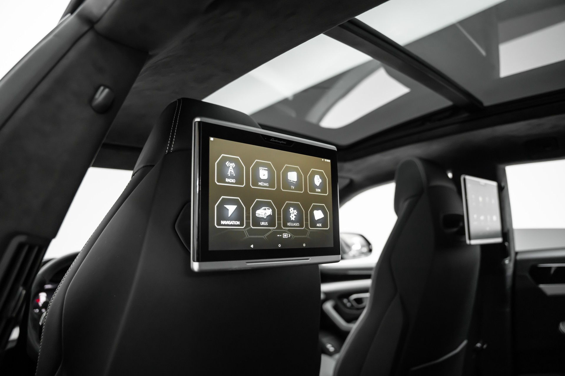 LAMBORGHINI Urus E-Gear-image-22