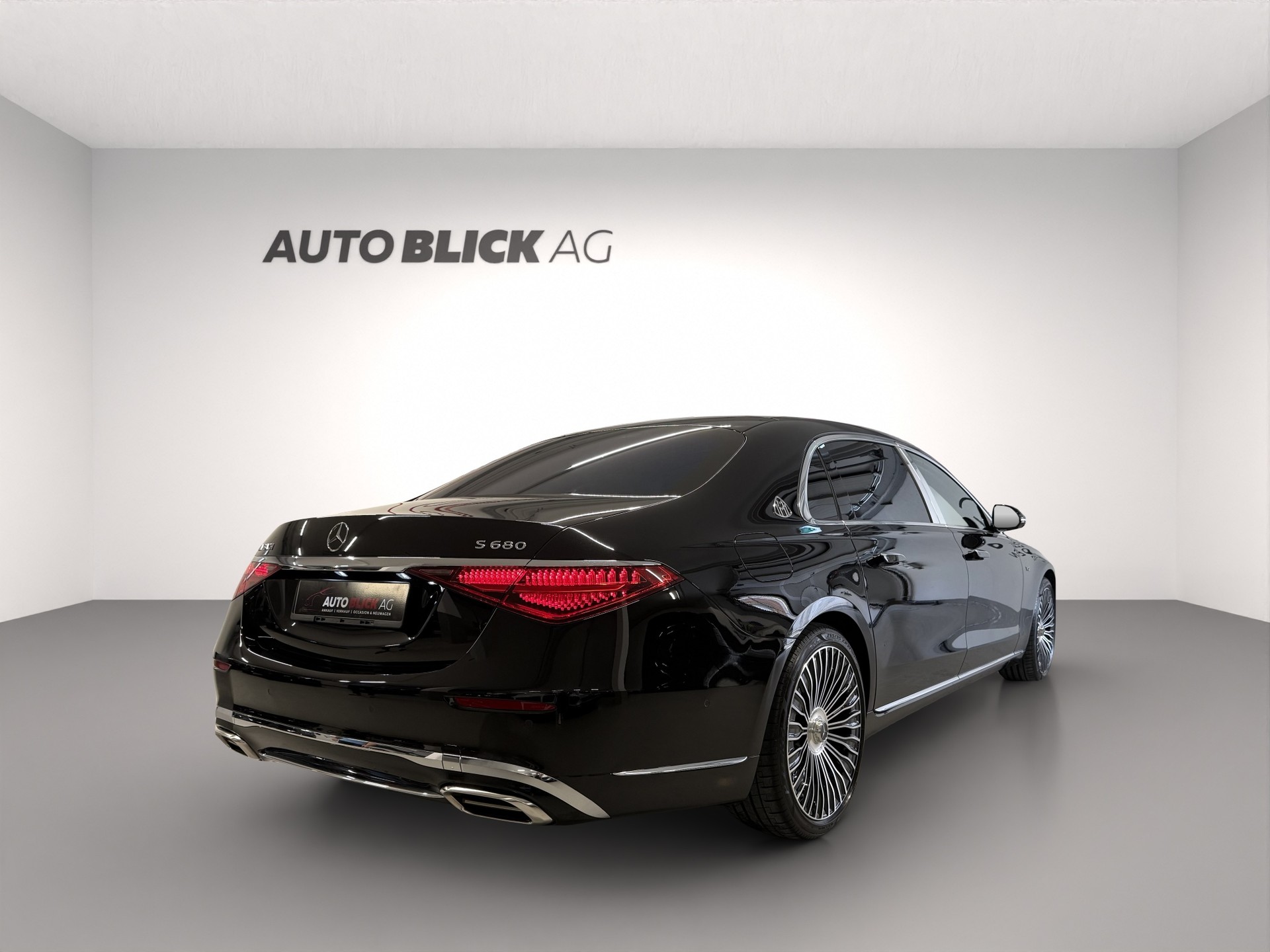 MERCEDES-BENZ Maybach S 680 4Matic 9G-Tronic-image-4
