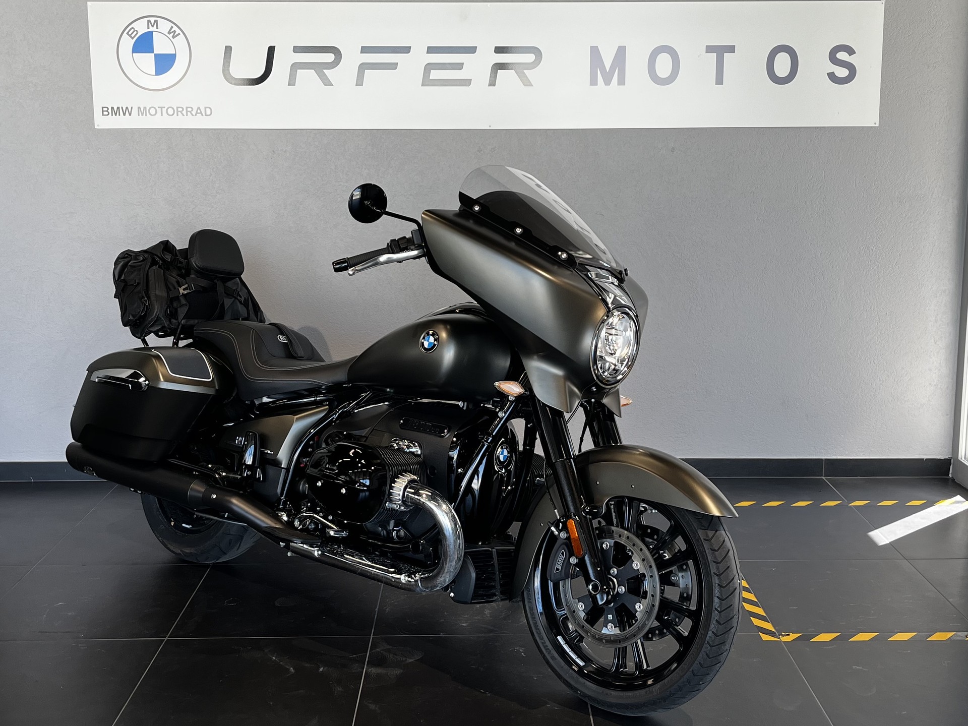 BMW R 18 Bagger-image-1