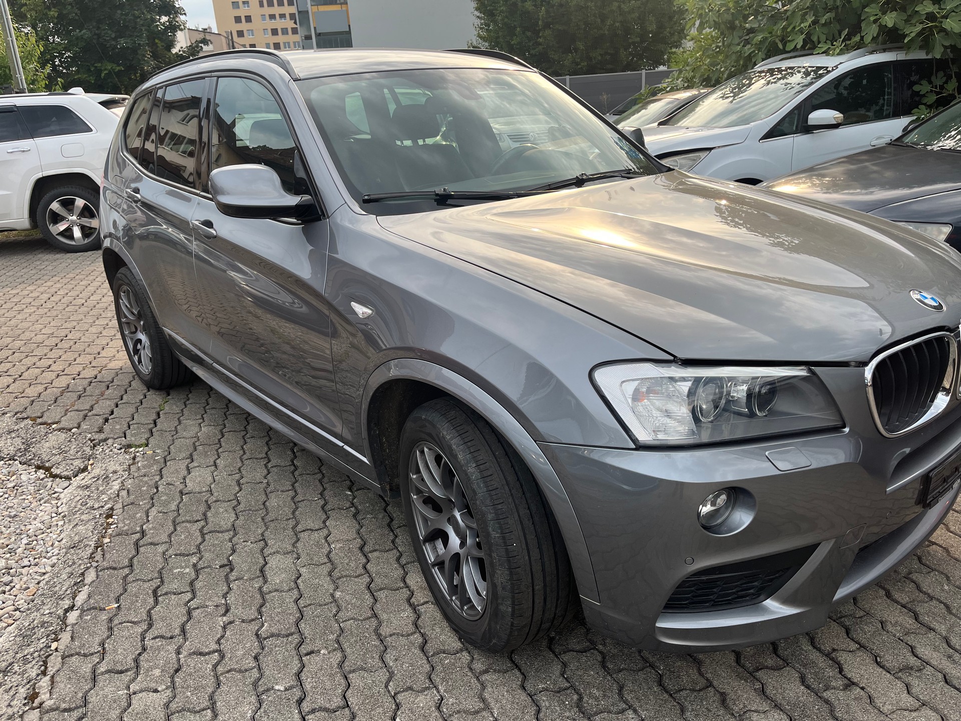 BMW X3 xDrive 20i-image-1