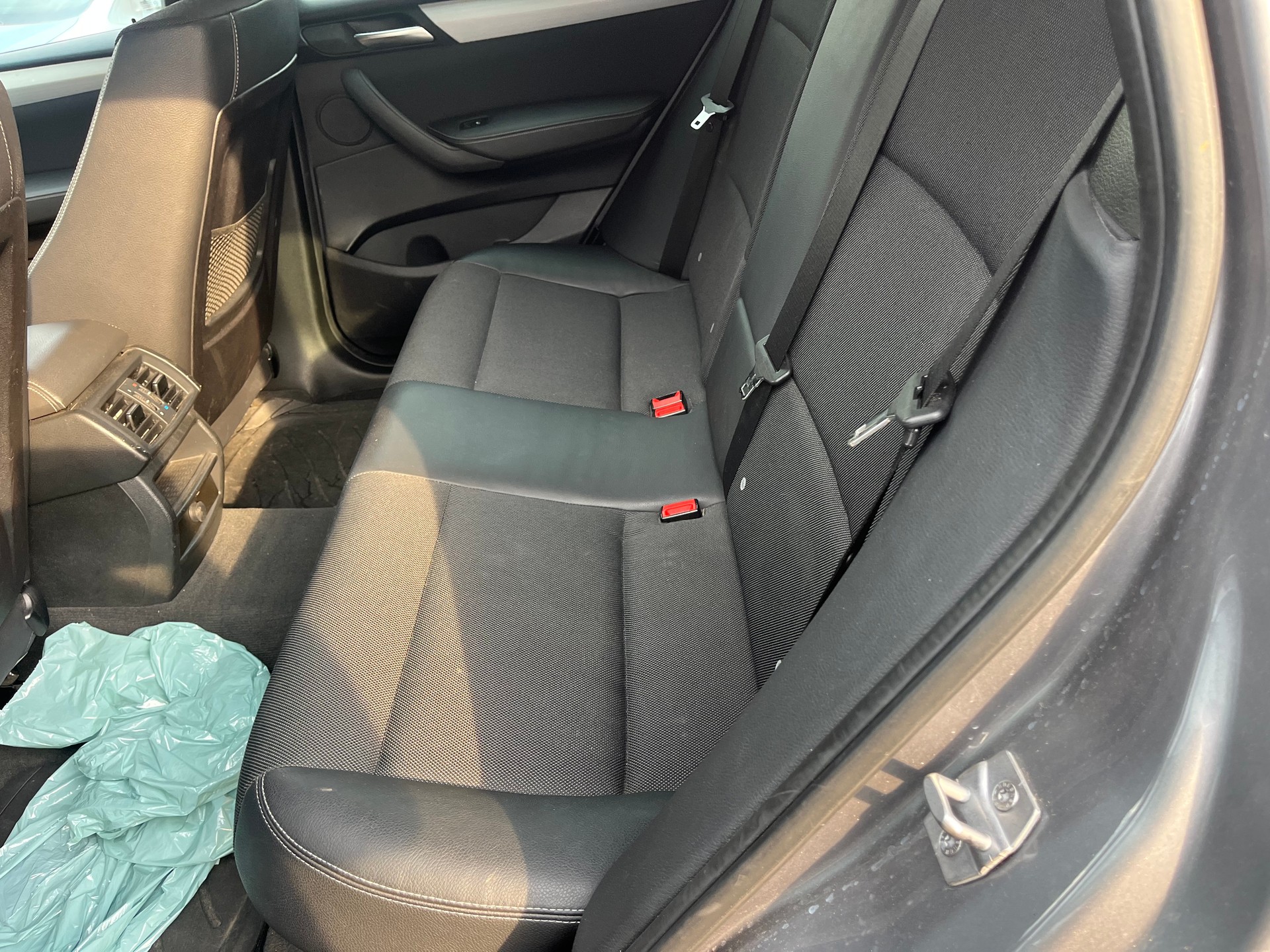 BMW X3 xDrive 20i-image-9