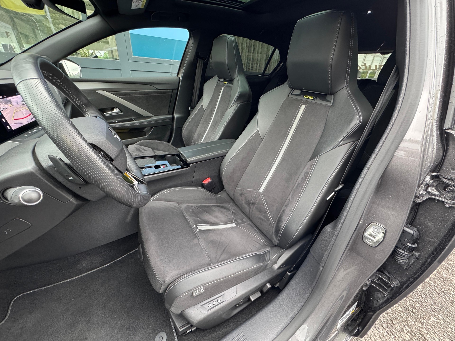 OPEL Astra GSE 1.6Turbo PHEV-image-8