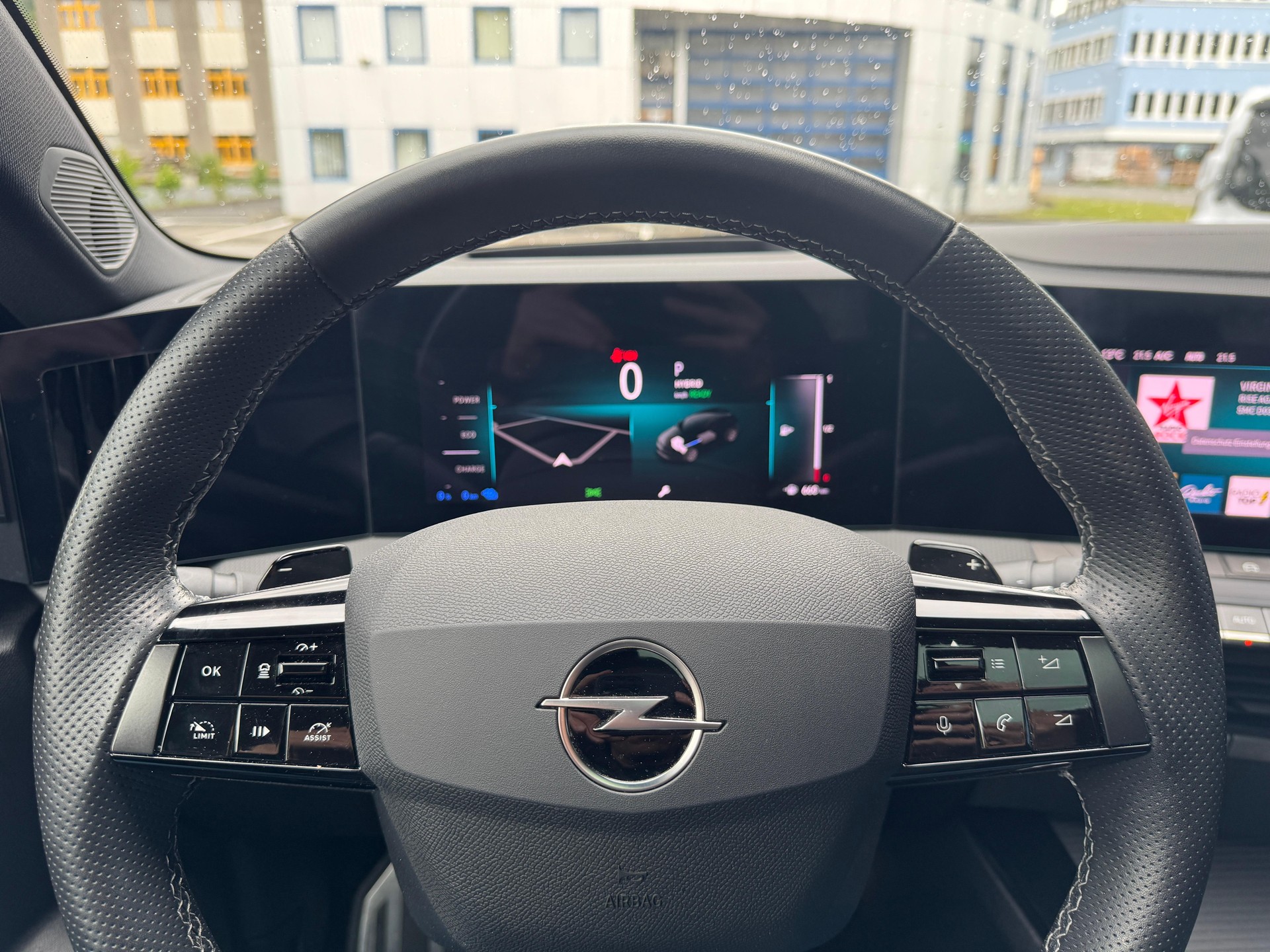 OPEL Astra GSE 1.6Turbo PHEV-image-14